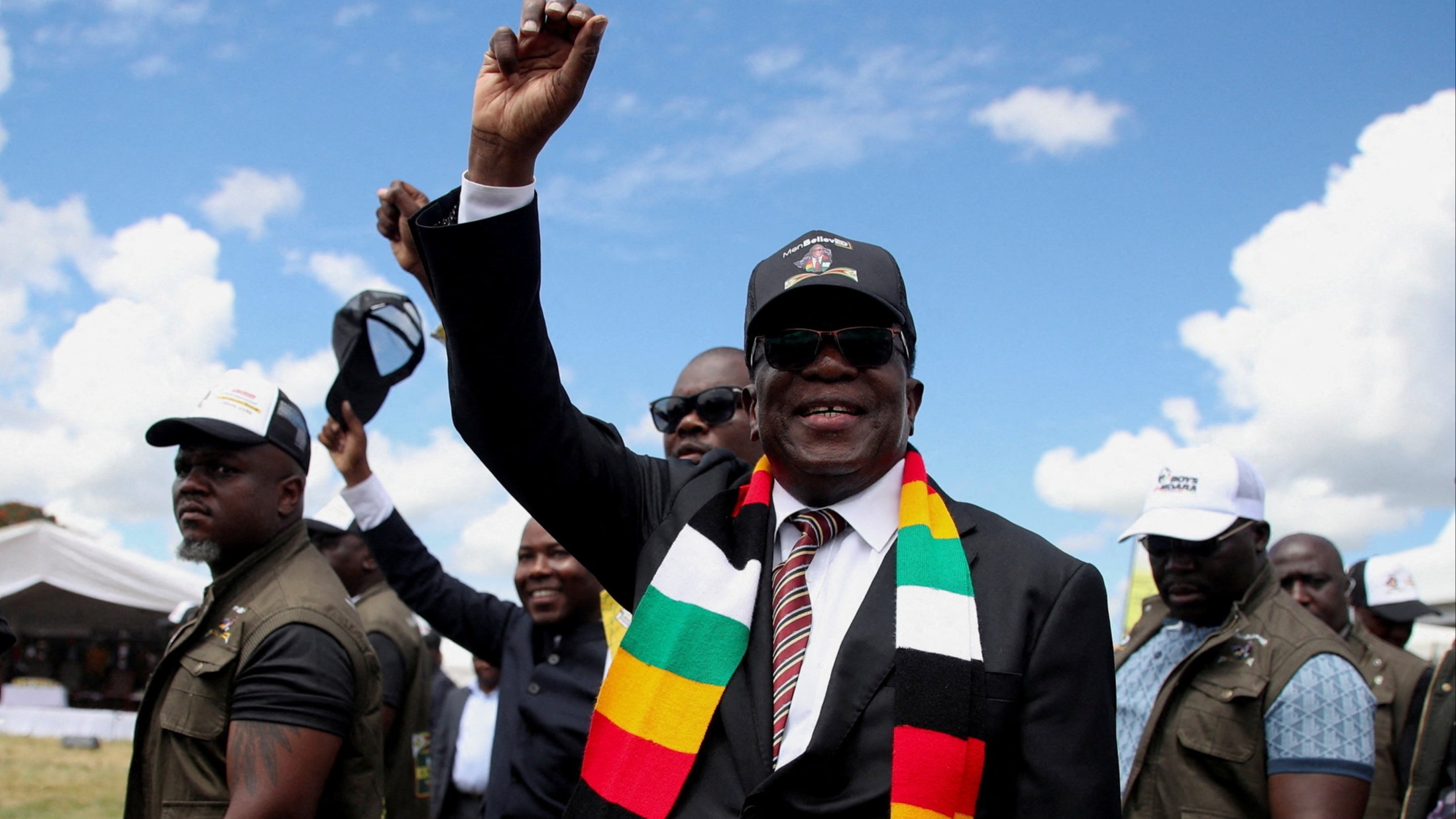 d1e00ek4ebabms.cloudfront.net image