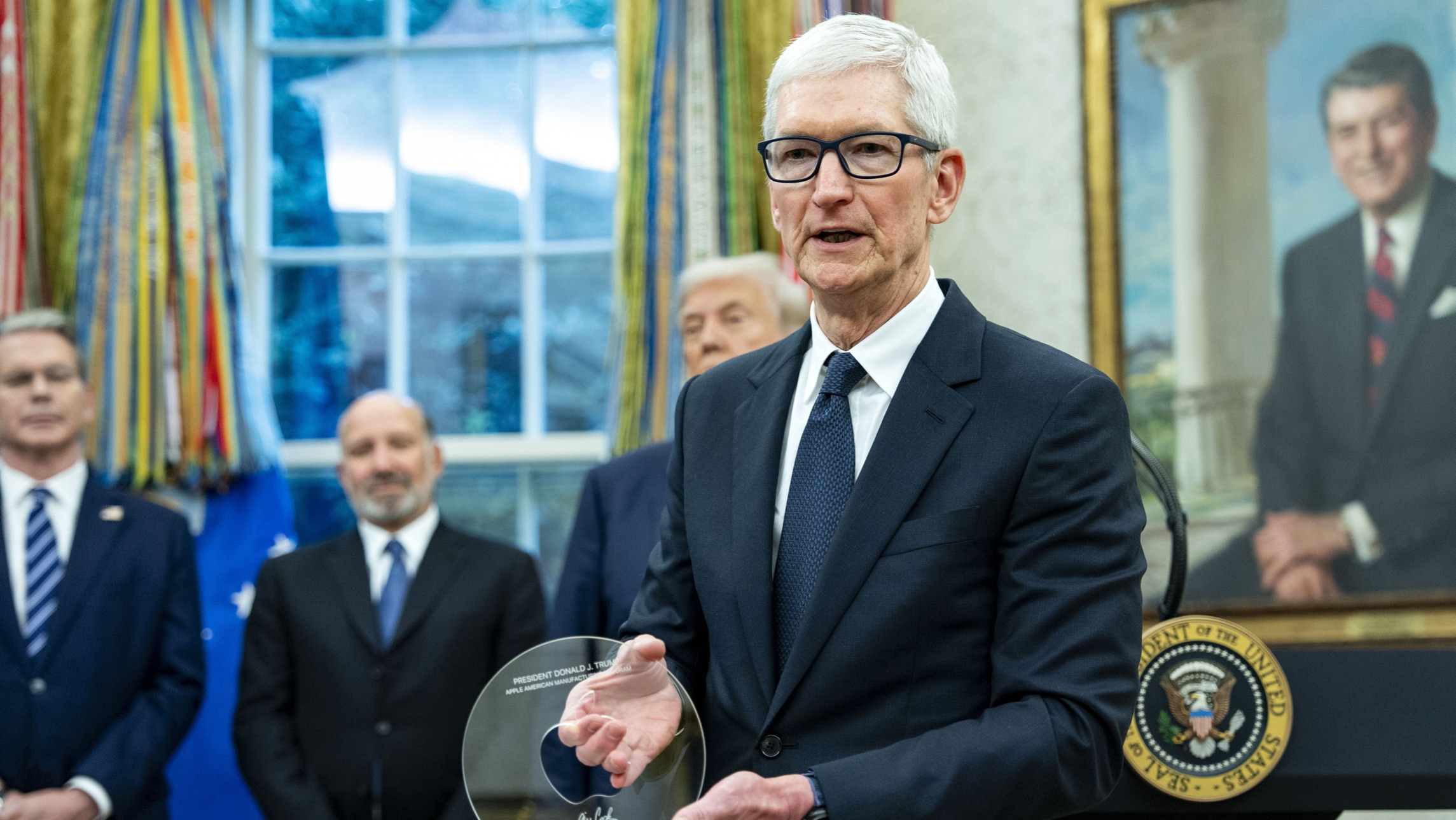 d1e00ek4ebabms.cloudfront.net image