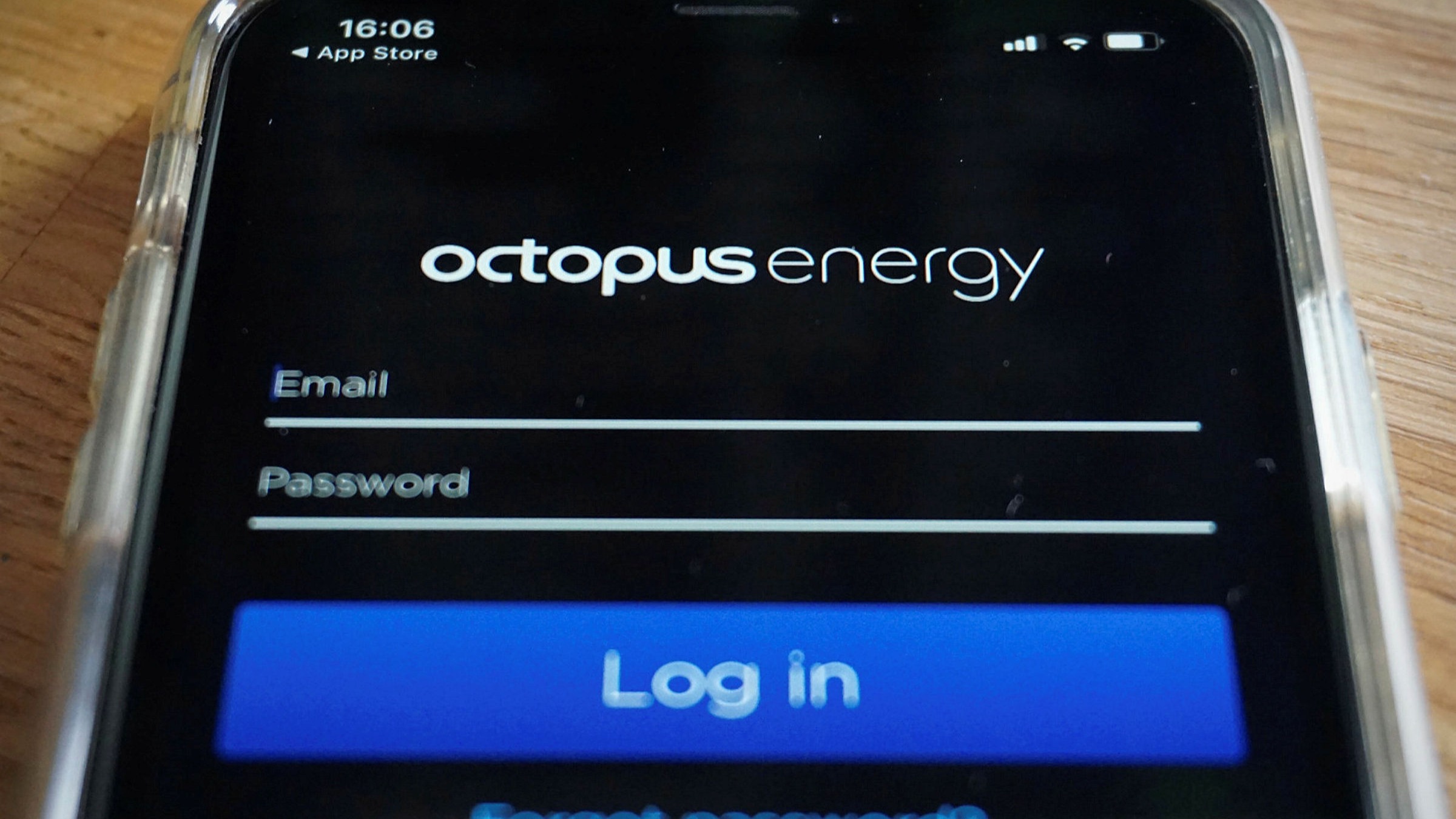 Octopus Energy rescues customers of collapsed smaller supplier | Financial  Times