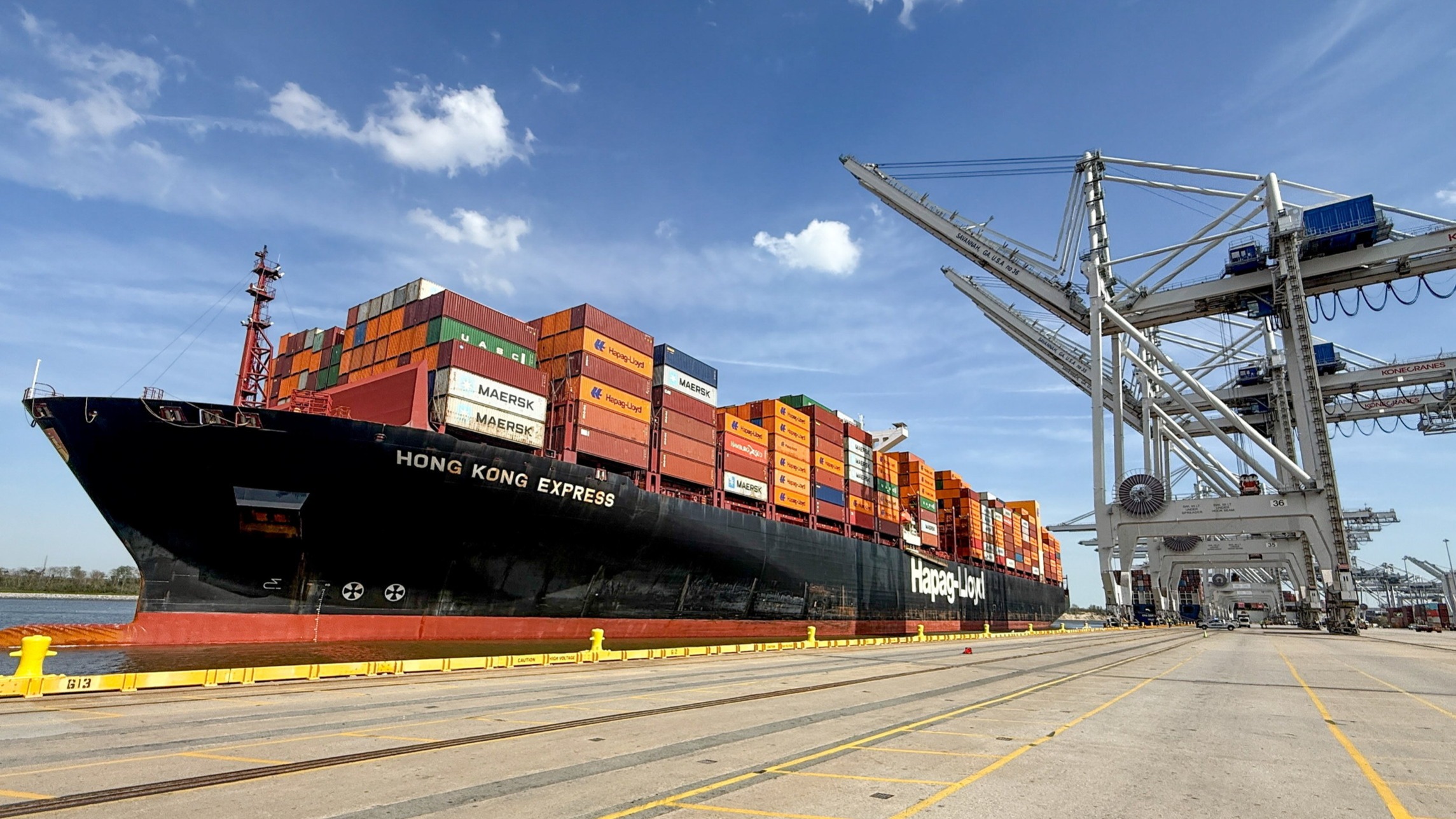 d1e00ek4ebabms.cloudfront.net image