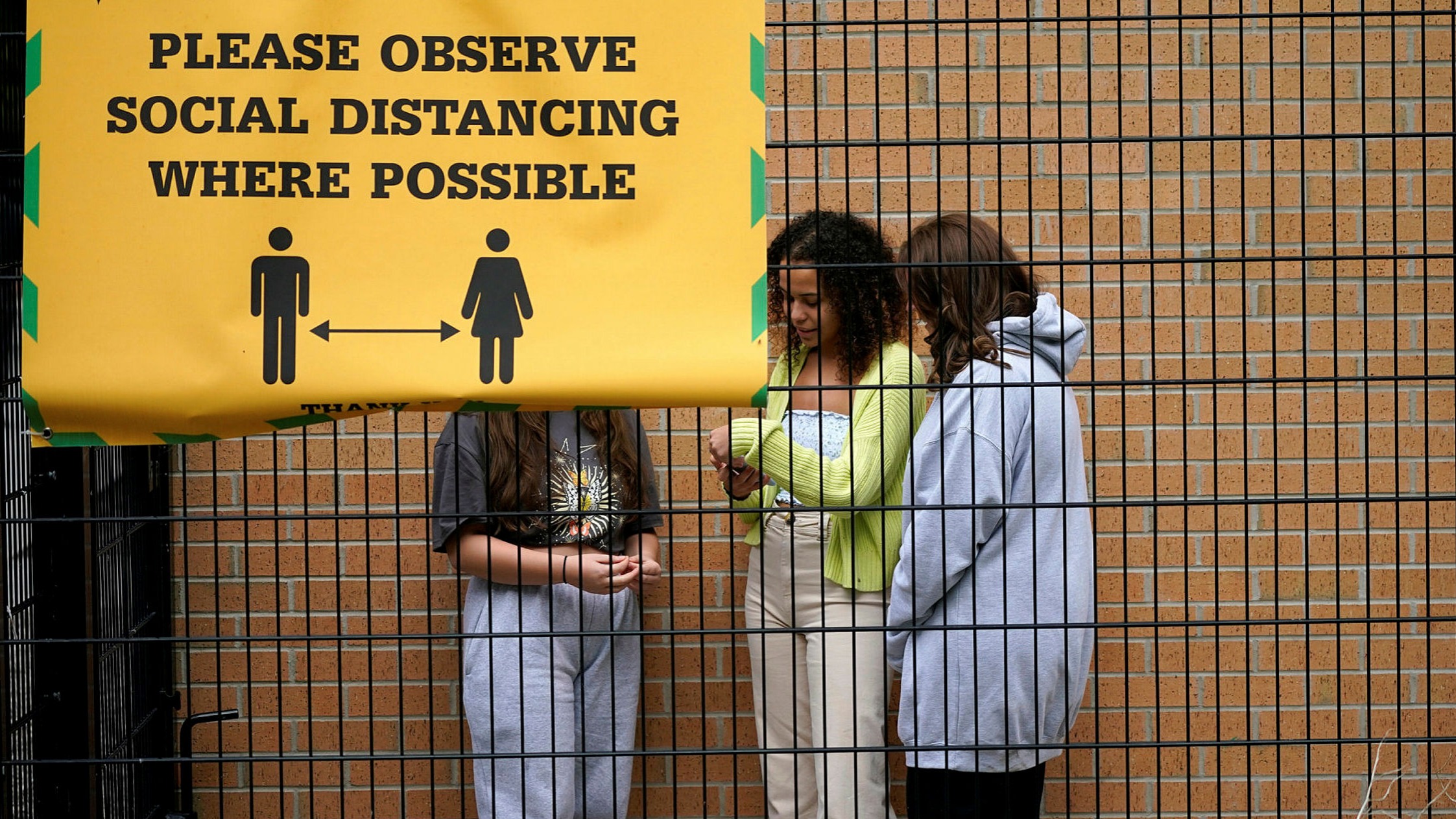Three more UK universities clamp down as campus cases soar | Financial Times