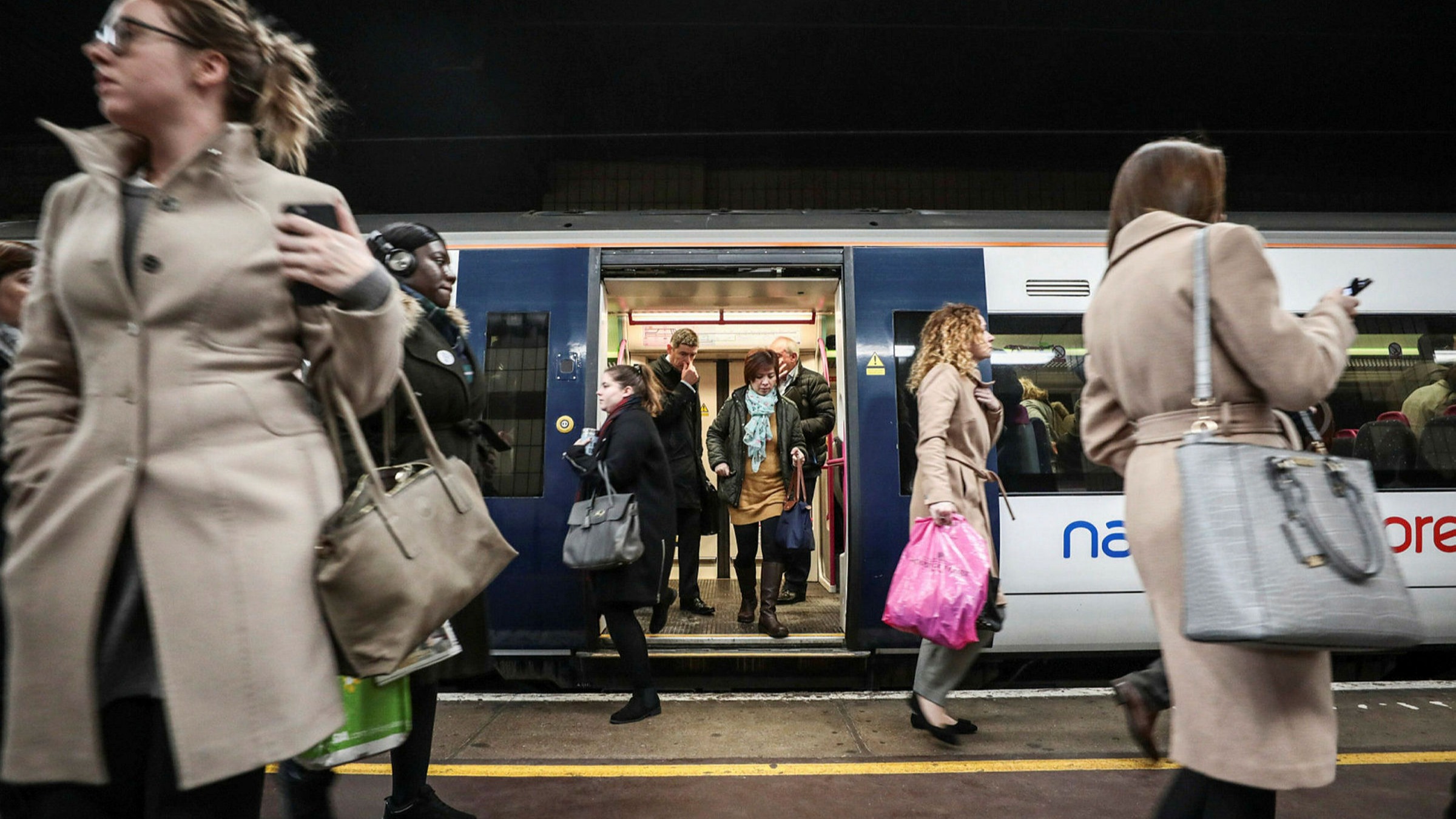 luggage national express