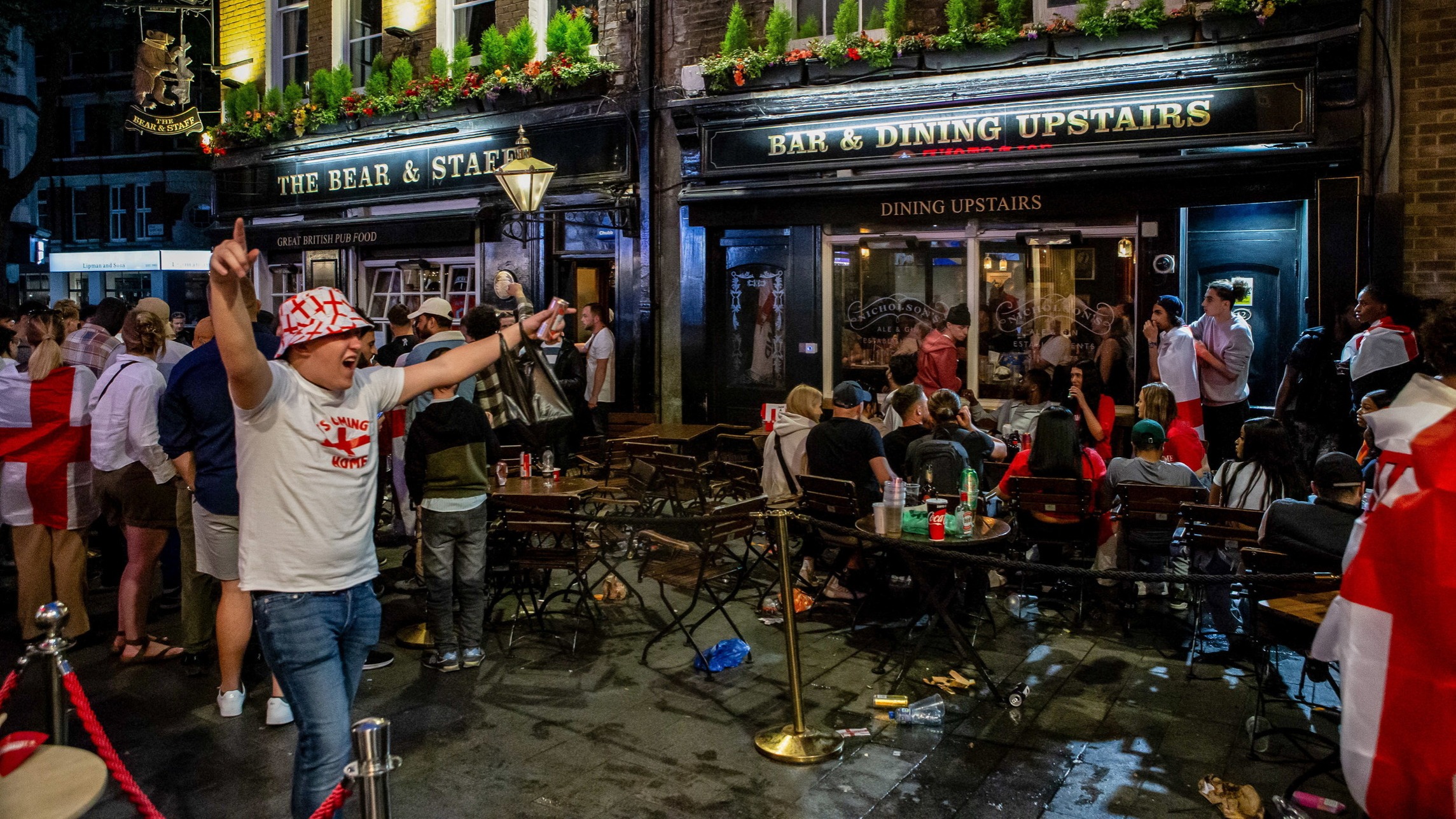 UK pub groups betting on World Cup to counter sluggish consumer demand