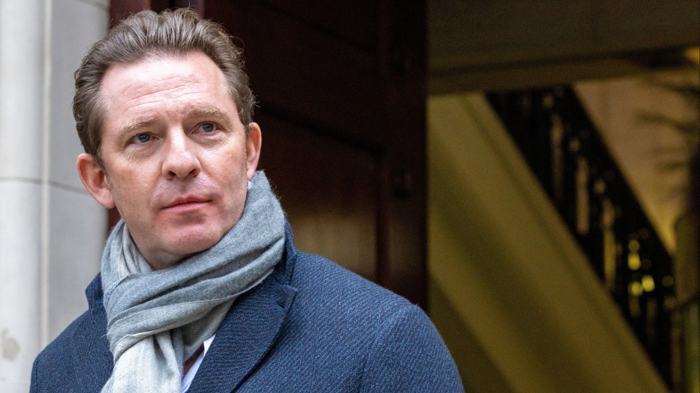 d1e00ek4ebabms.cloudfront.net image