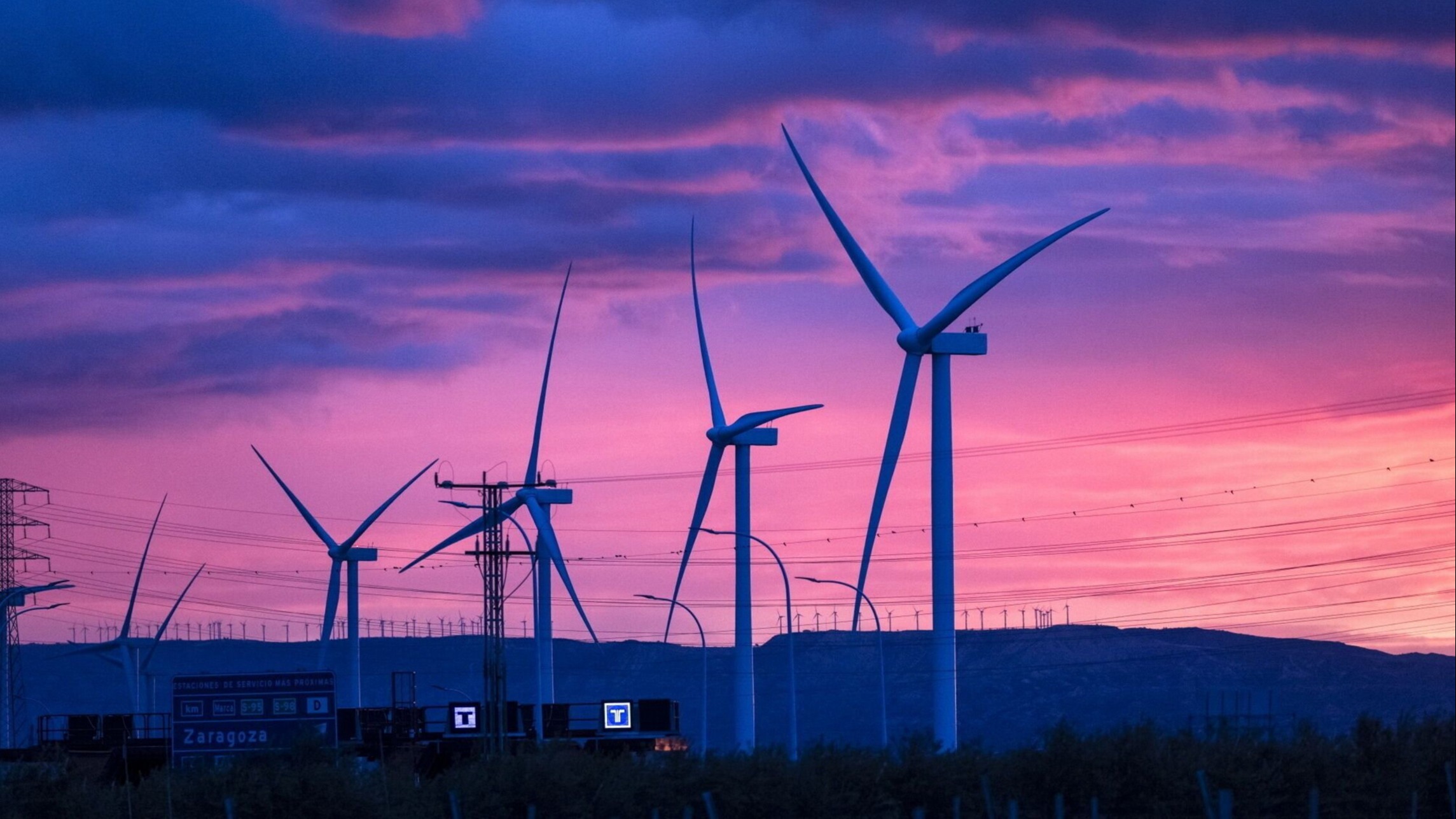 d1e00ek4ebabms.cloudfront.net image