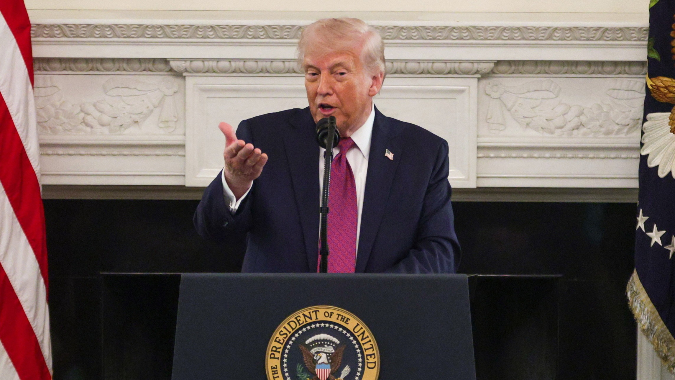 d1e00ek4ebabms.cloudfront.net image