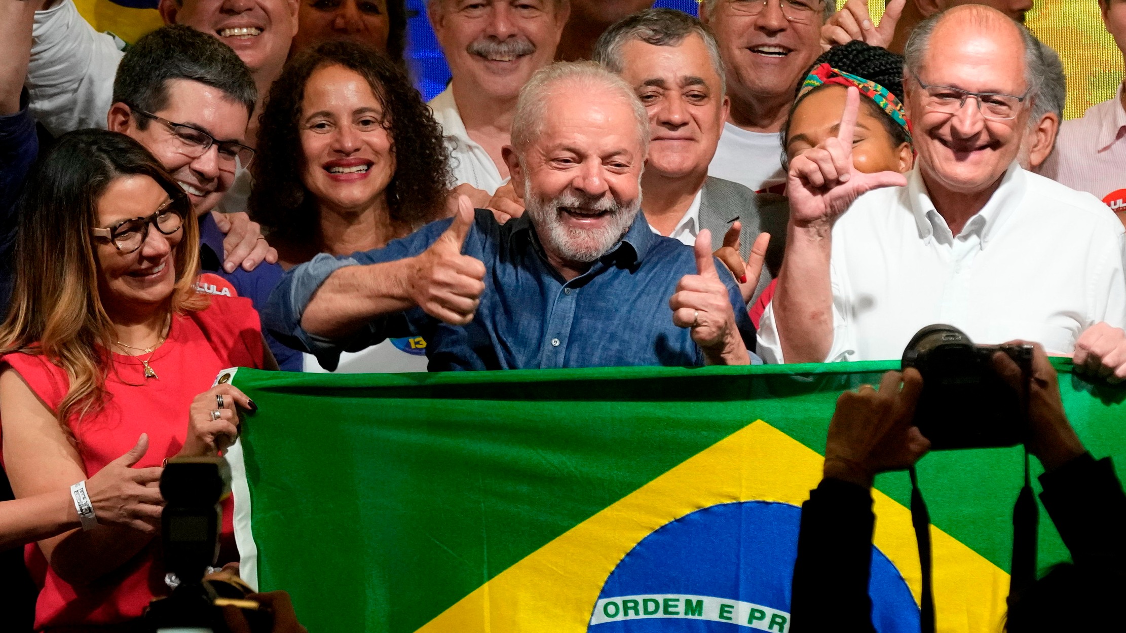 Lula wins Brazil presidential election in historic comeback | Financial Times