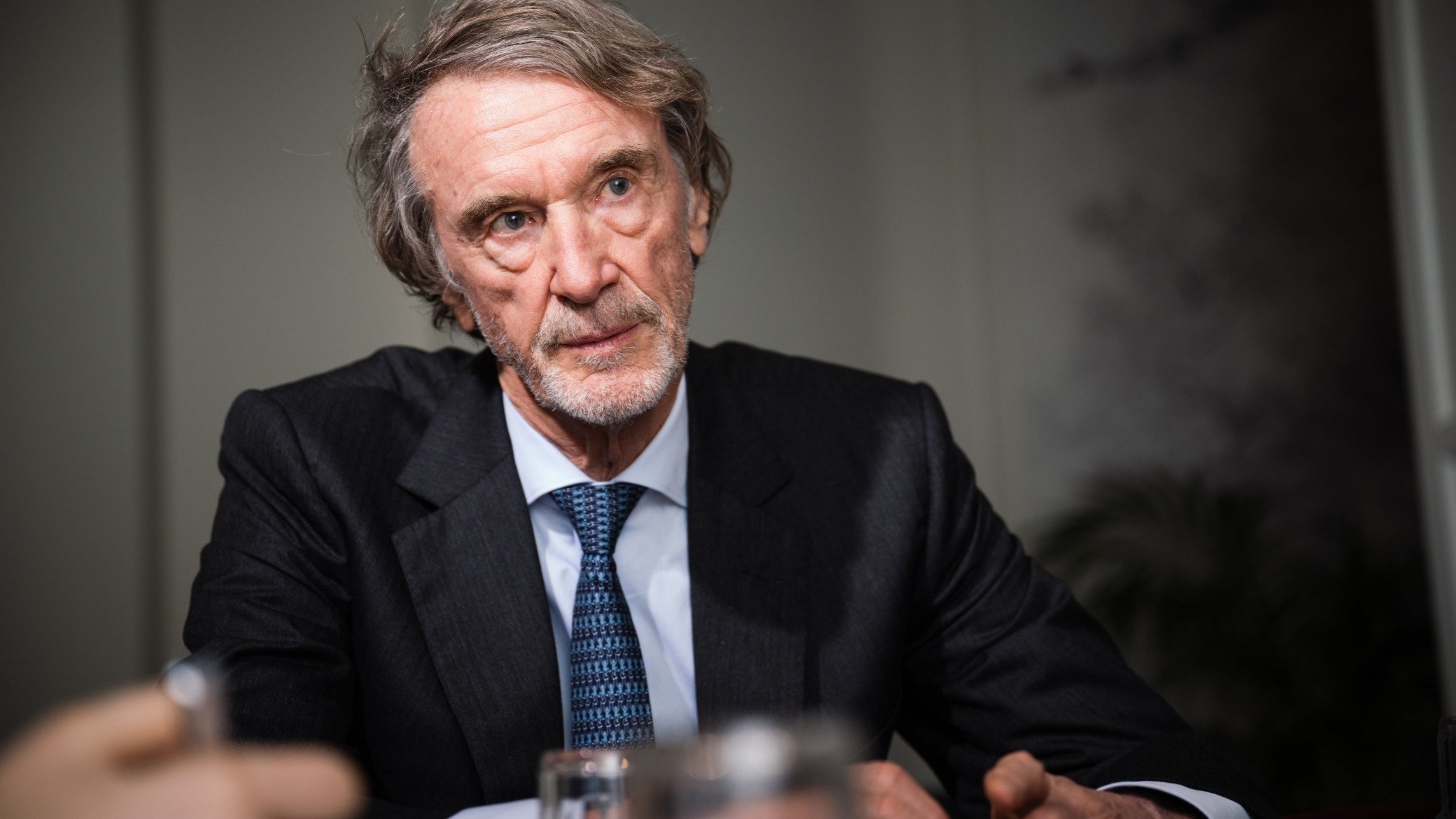 d1e00ek4ebabms.cloudfront.net image