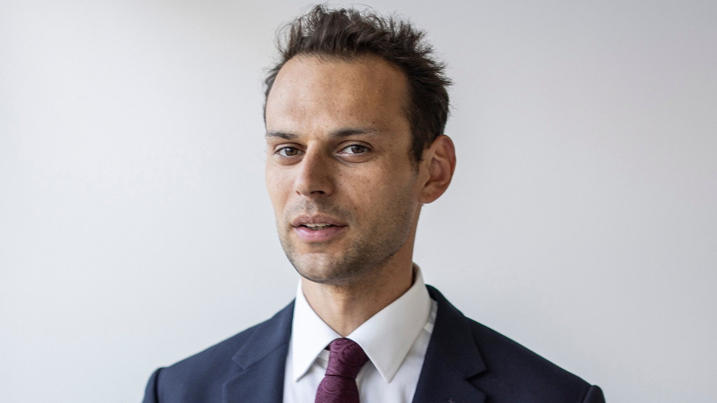 d1e00ek4ebabms.cloudfront.net image