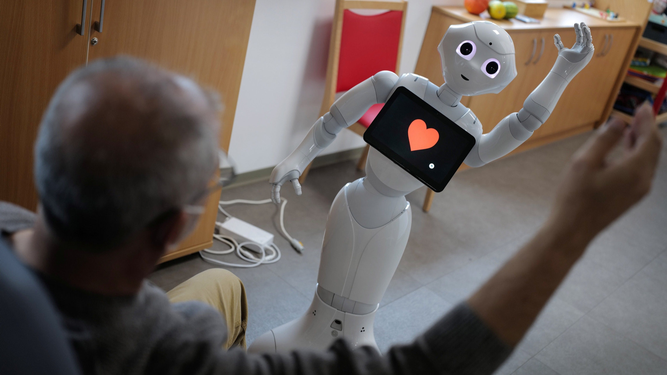 Роботы сейчас. Желание и робот. Воспитатель будущего робот. Робот кил игрушка. Save robots