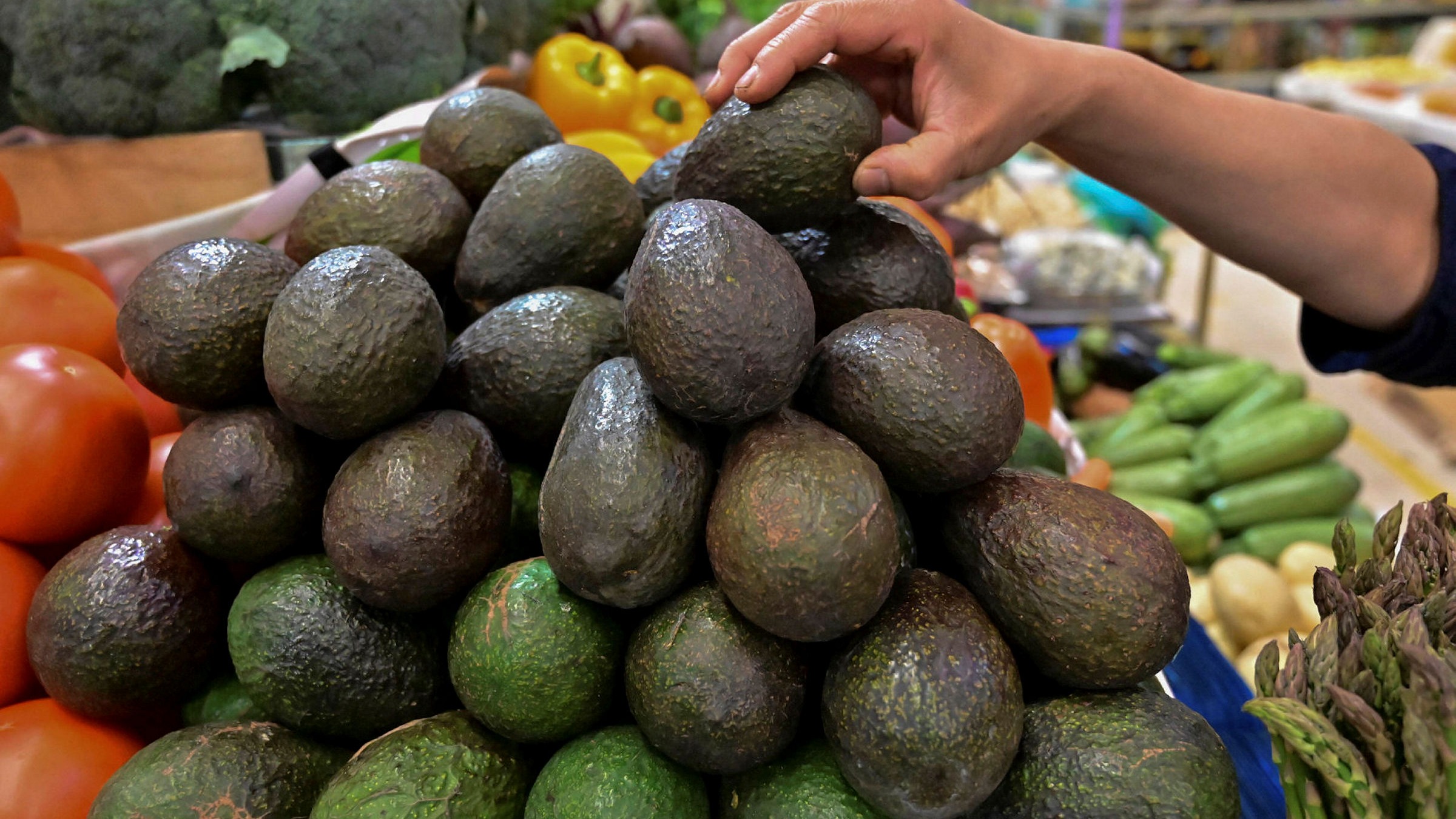 US lifts Mexican avocado trade ban after threat to inspector - Vimarsana News