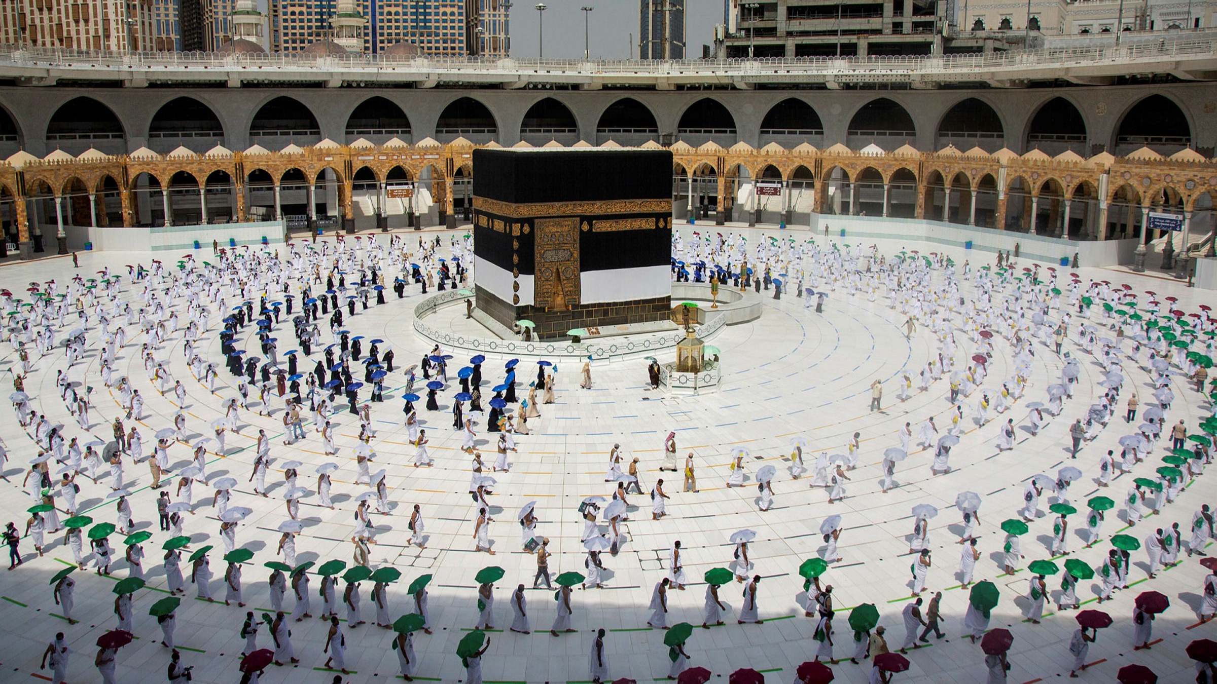 Rising temperatures will make Hajj pilgrimages to Mecca dangerous, says  study - UK News - Sky News