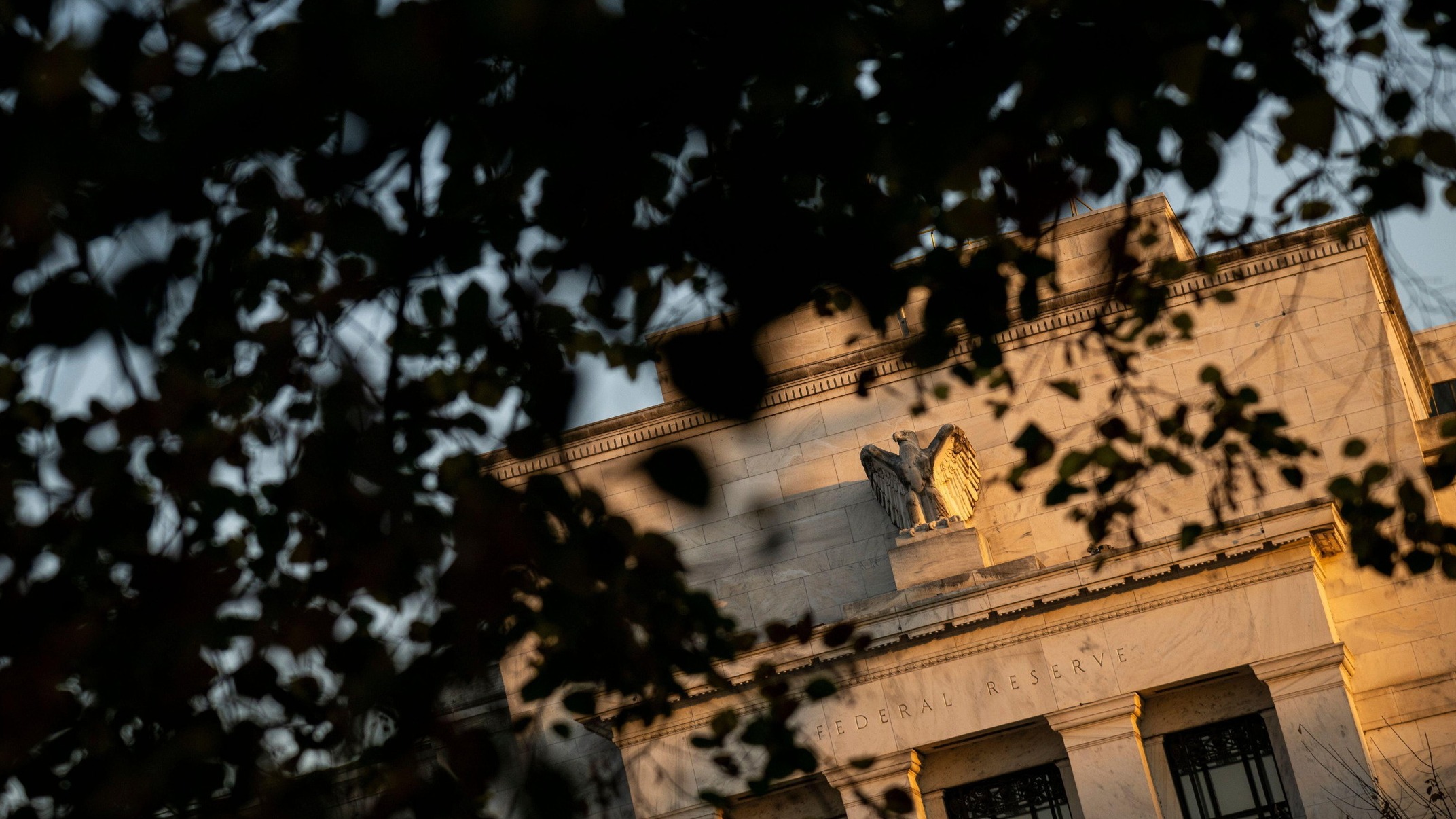 d1e00ek4ebabms.cloudfront.net image