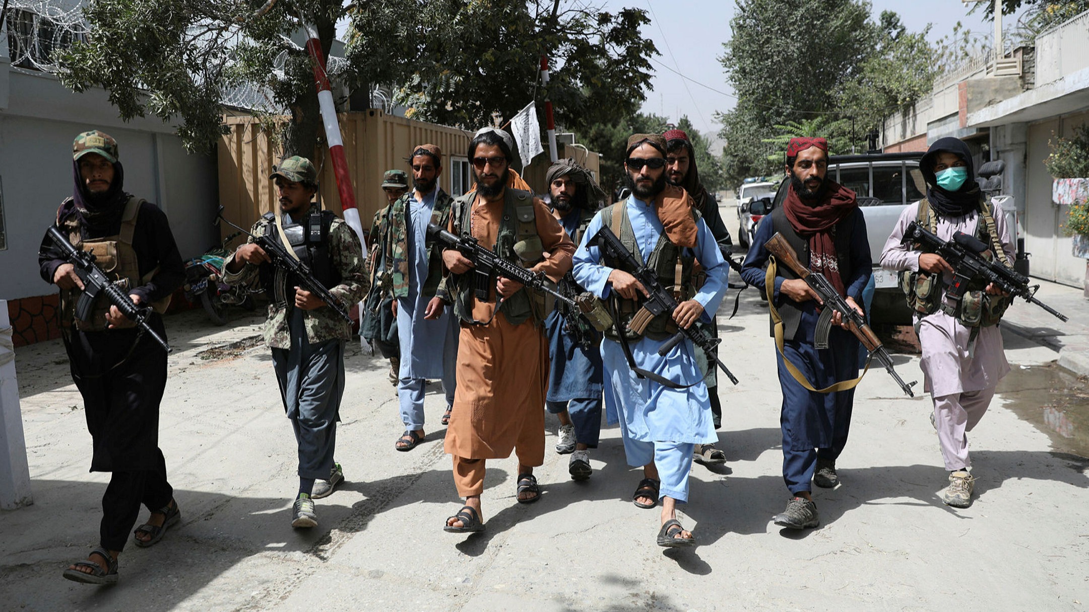 Afghanistan Faces Dire Financial Outlook Warns Former Central Bank Chief Financial Times