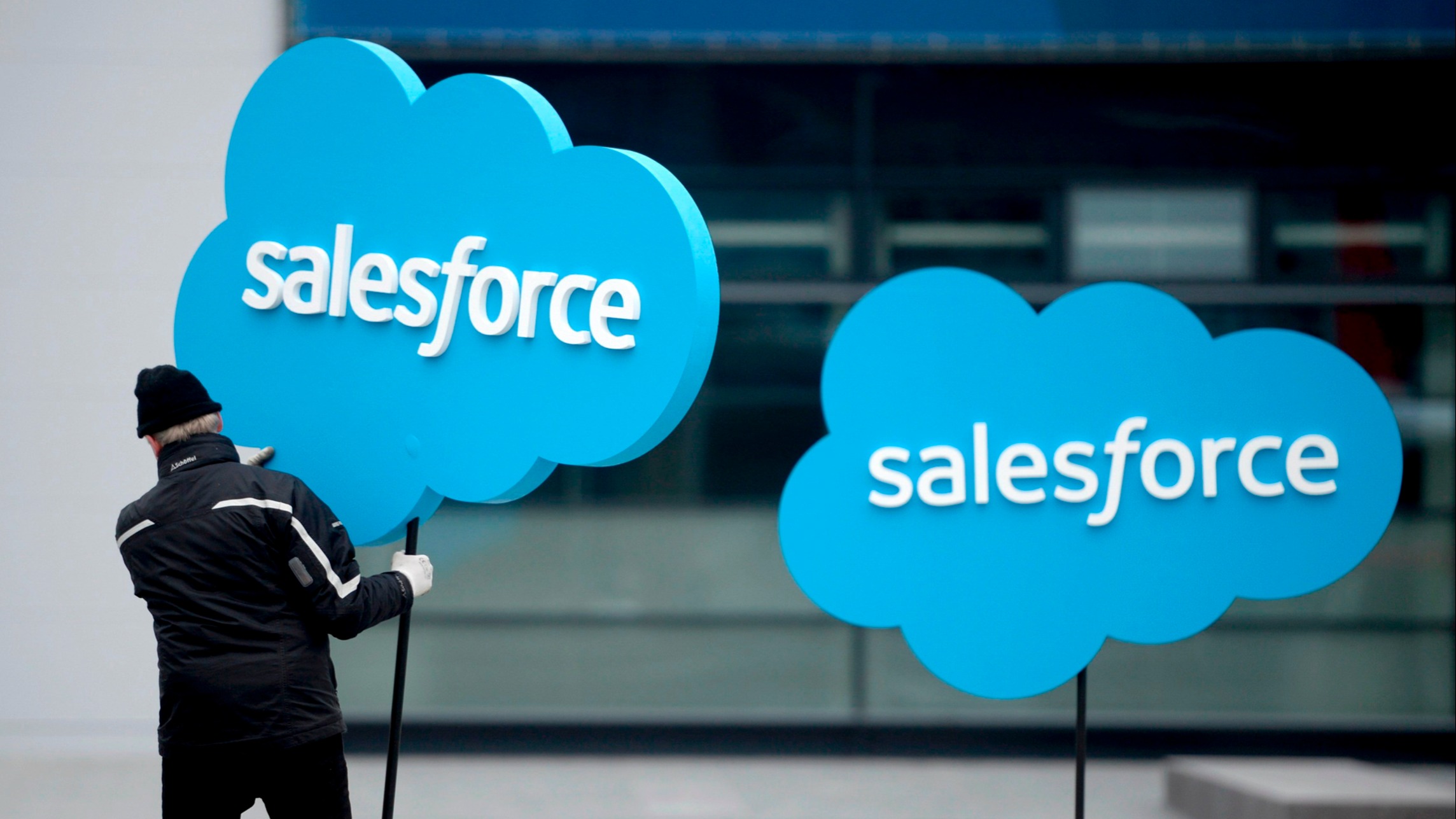 Salesforce to cut 10% of staff as it reverses pandemic hiring spree | Financial Times