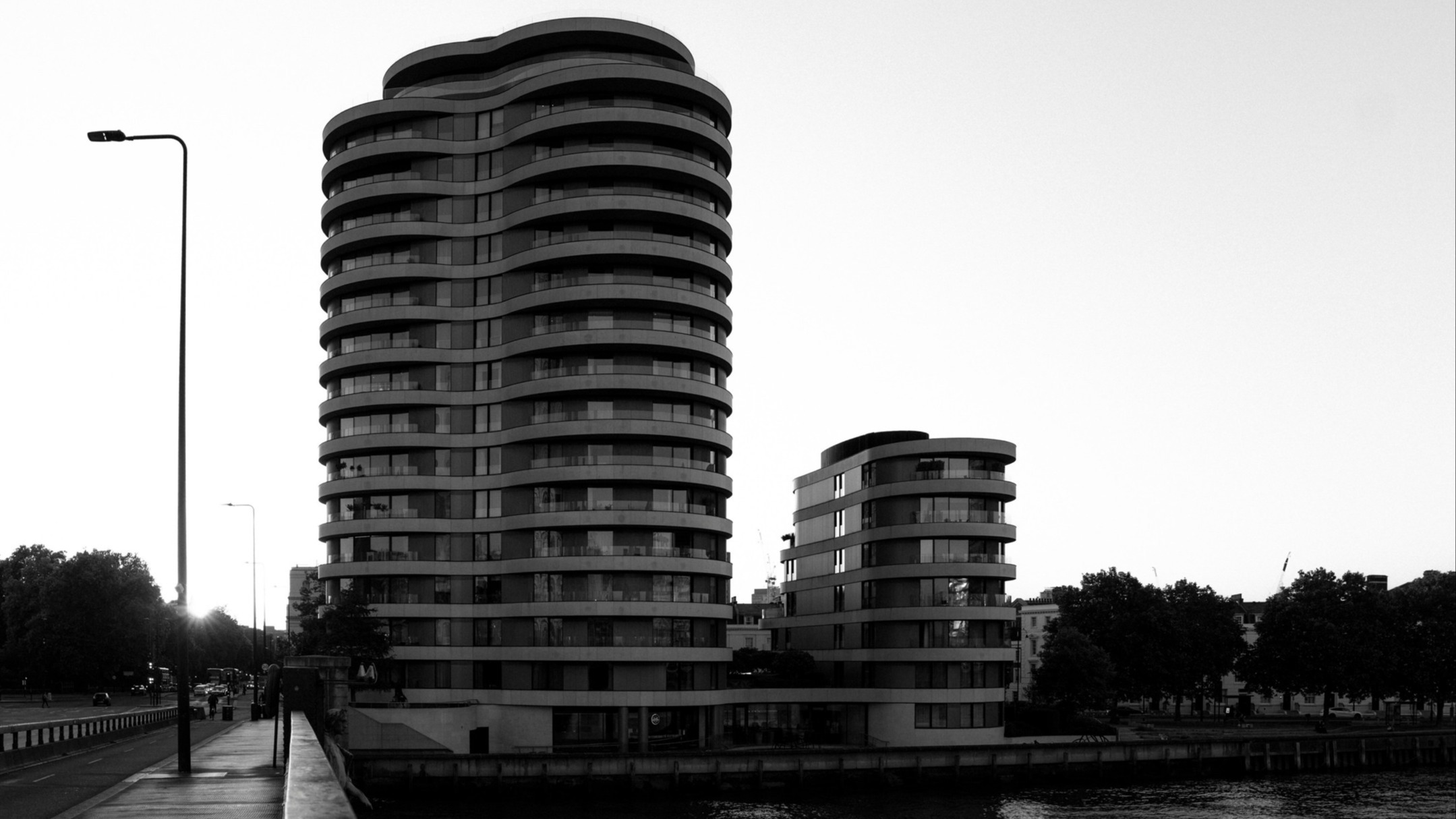 《伦敦陨落》——一部关于金钱、悲剧与这座城市阴暗面的杰作