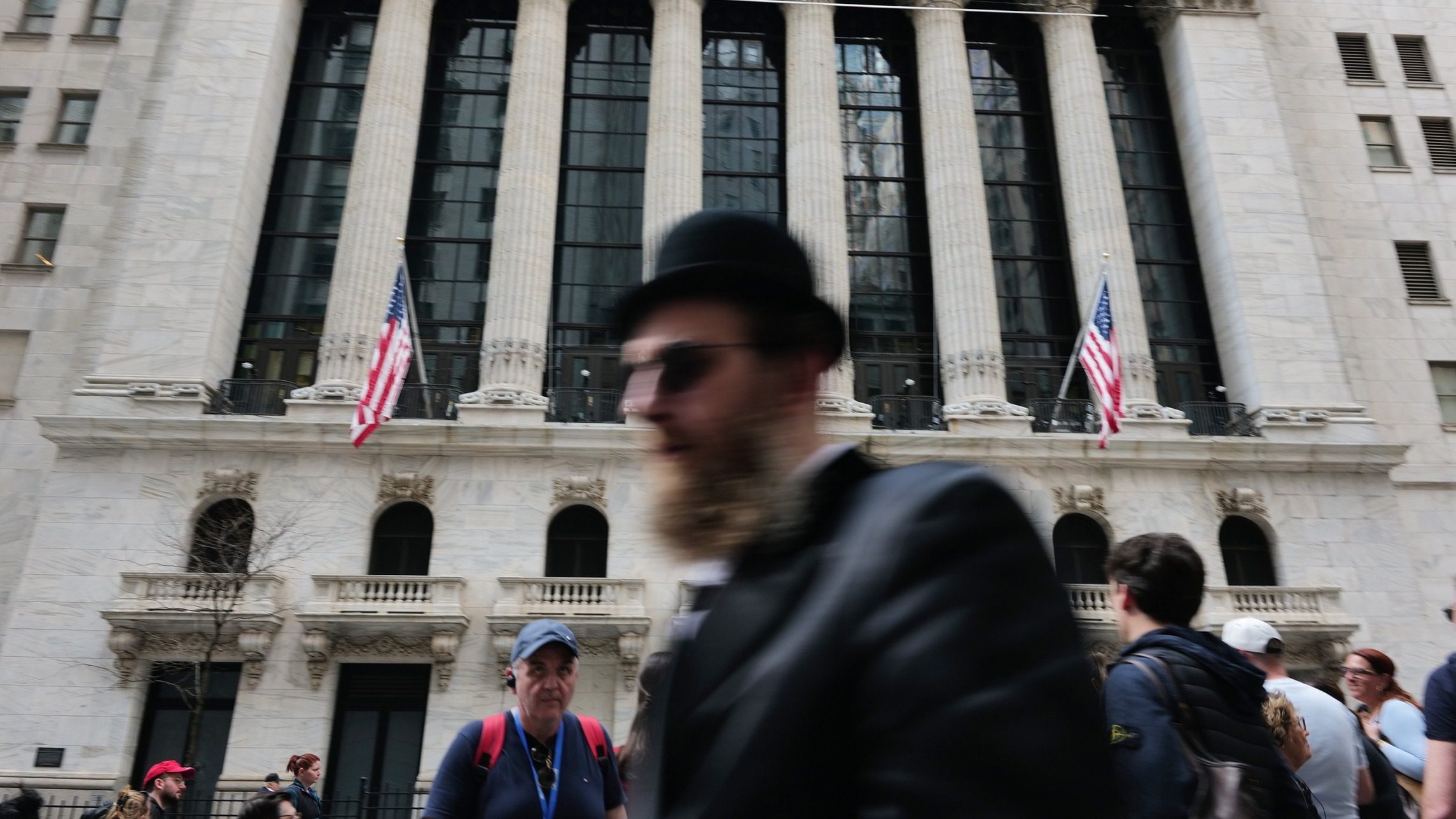 d1e00ek4ebabms.cloudfront.net image