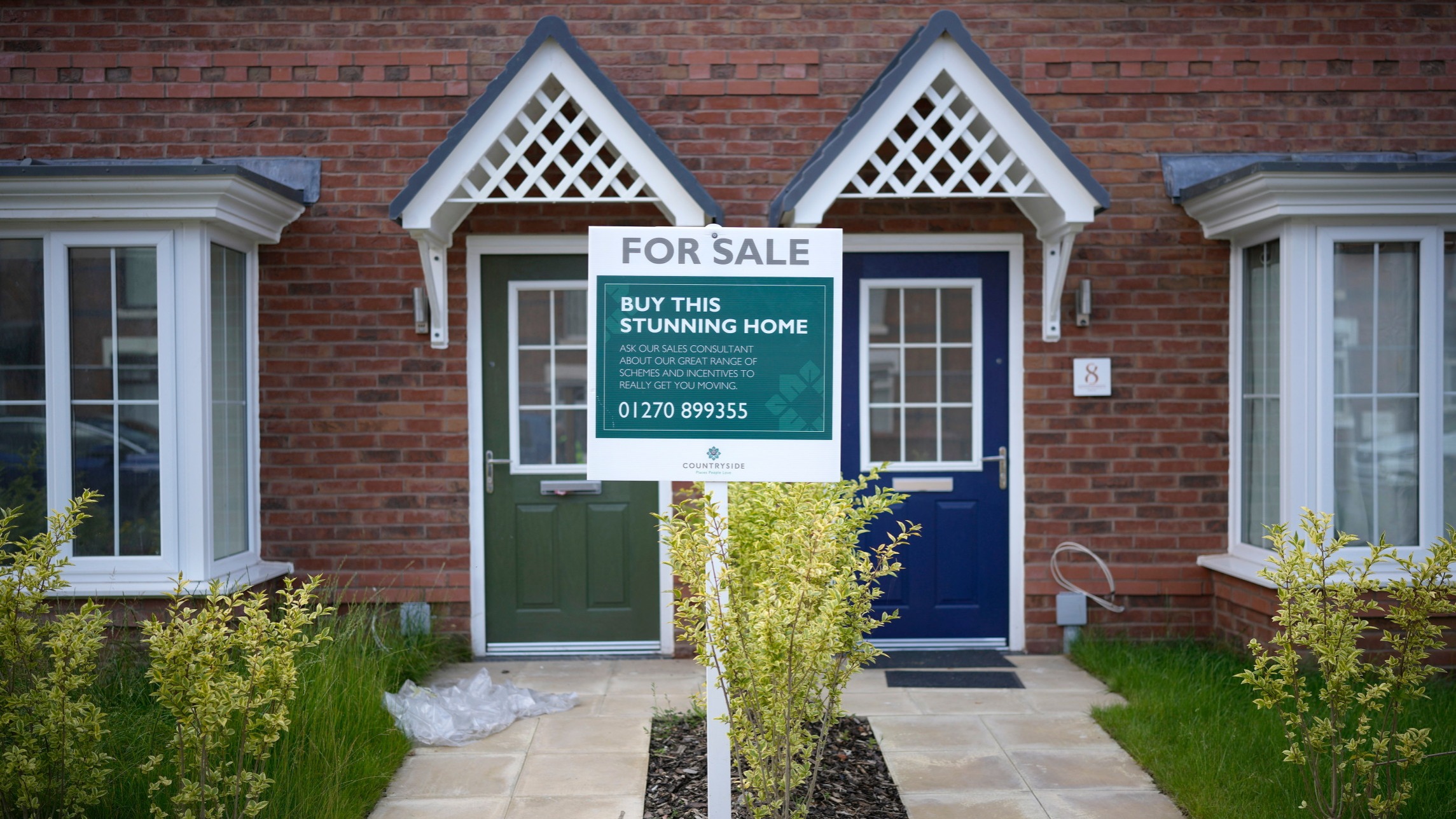 d1e00ek4ebabms.cloudfront.net image