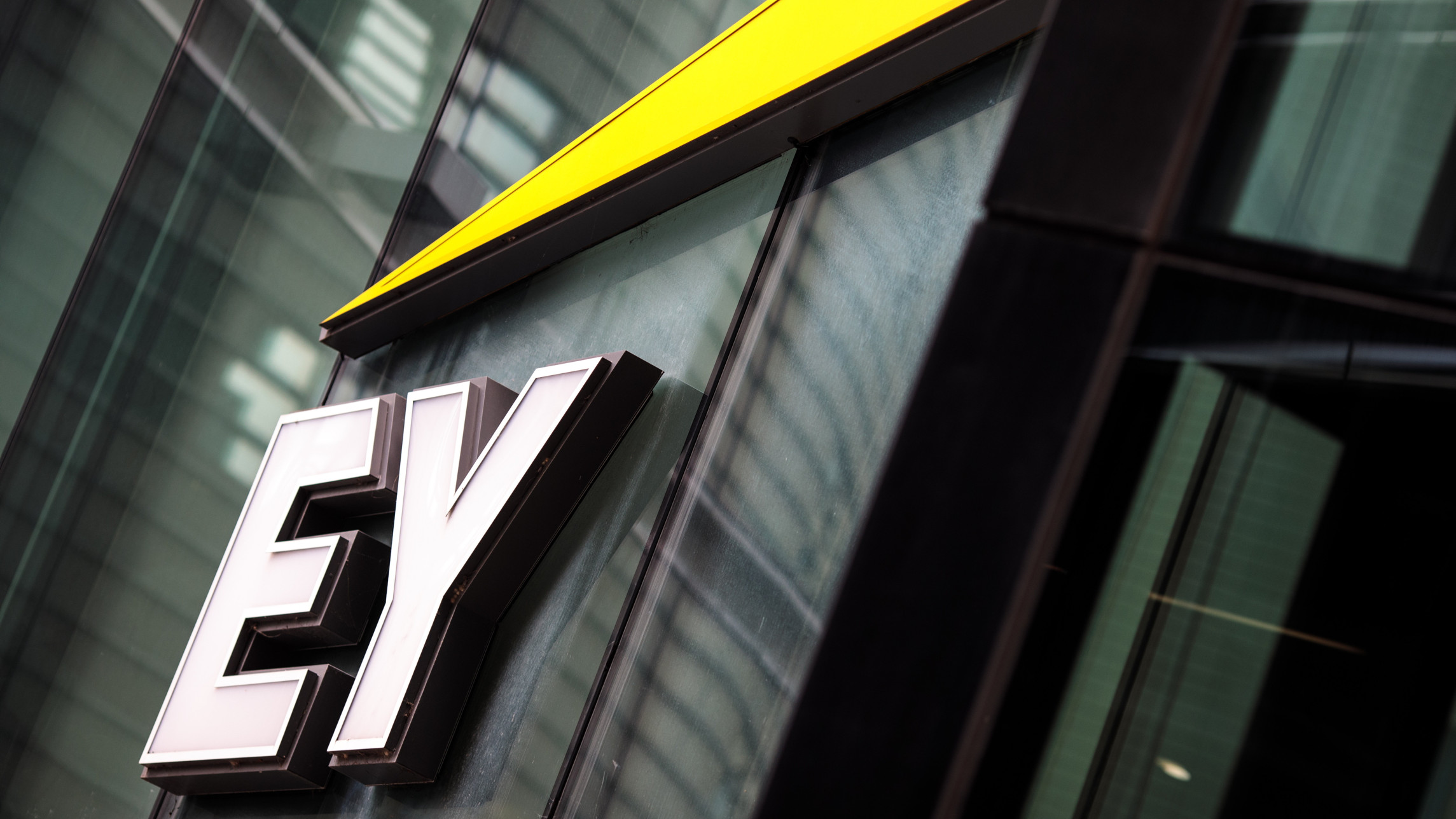 ey-s-break-up-plan-raises-fears-over-audit-business-financial-times