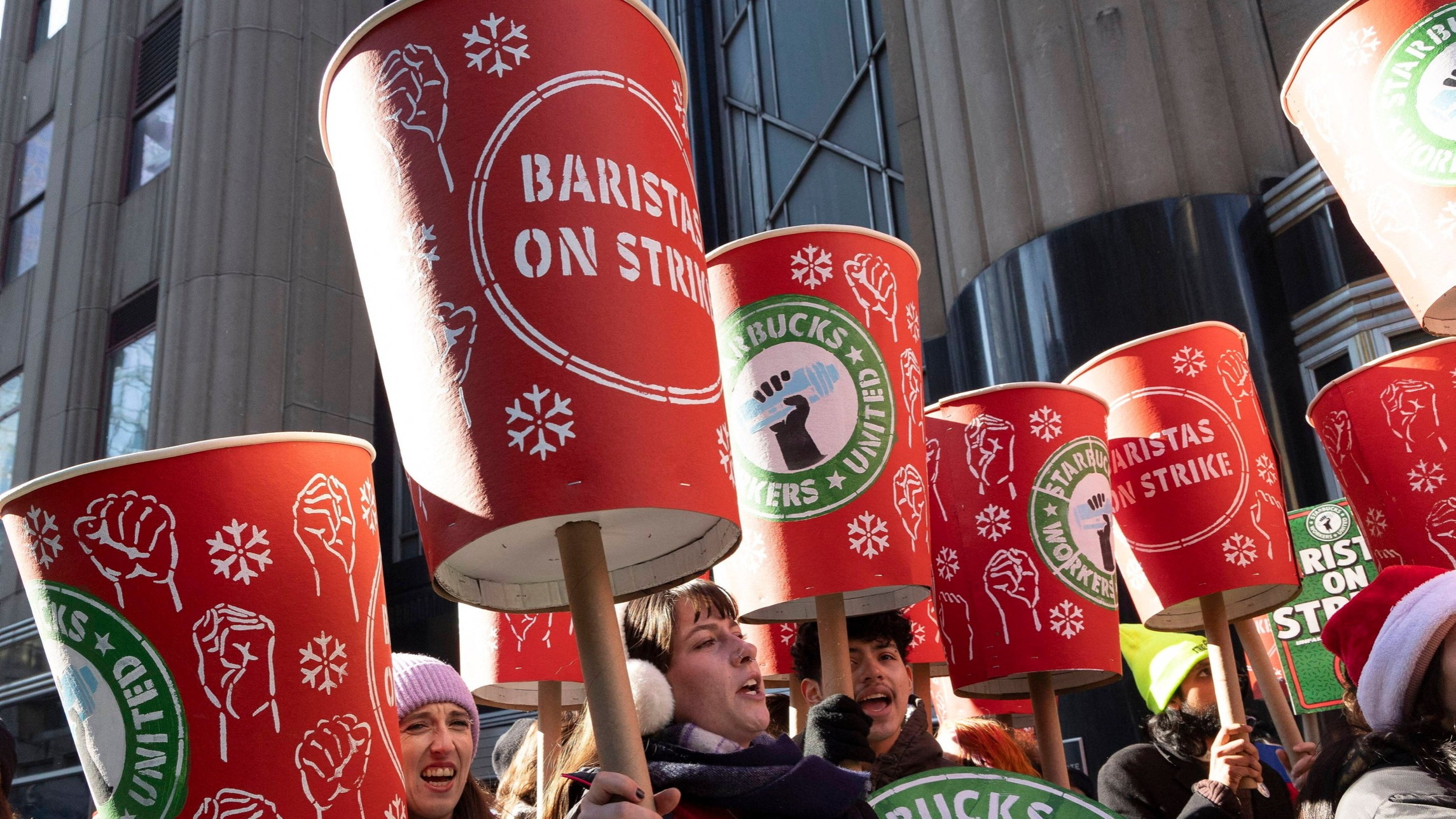 d1e00ek4ebabms.cloudfront.net image