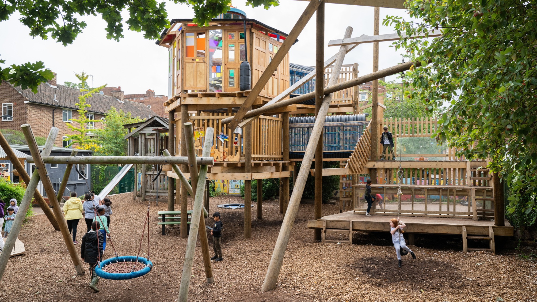 d1e00ek4ebabms.cloudfront.net image