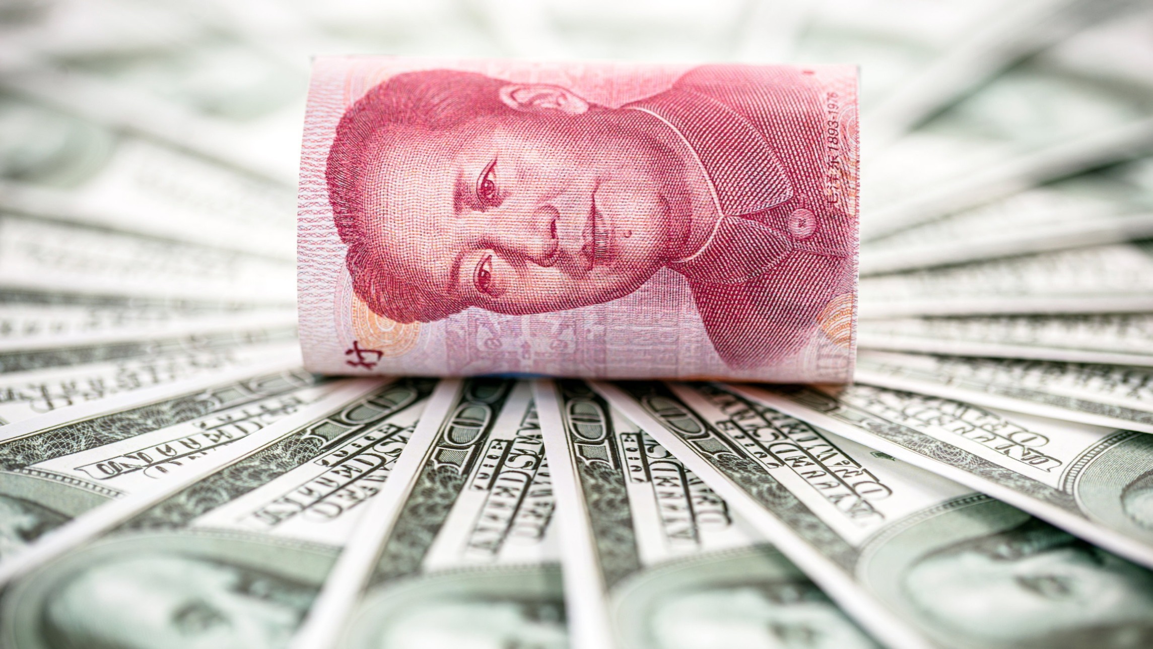 China frees up banks' foreign exchange reserves to boost renminbi |  Financial Times