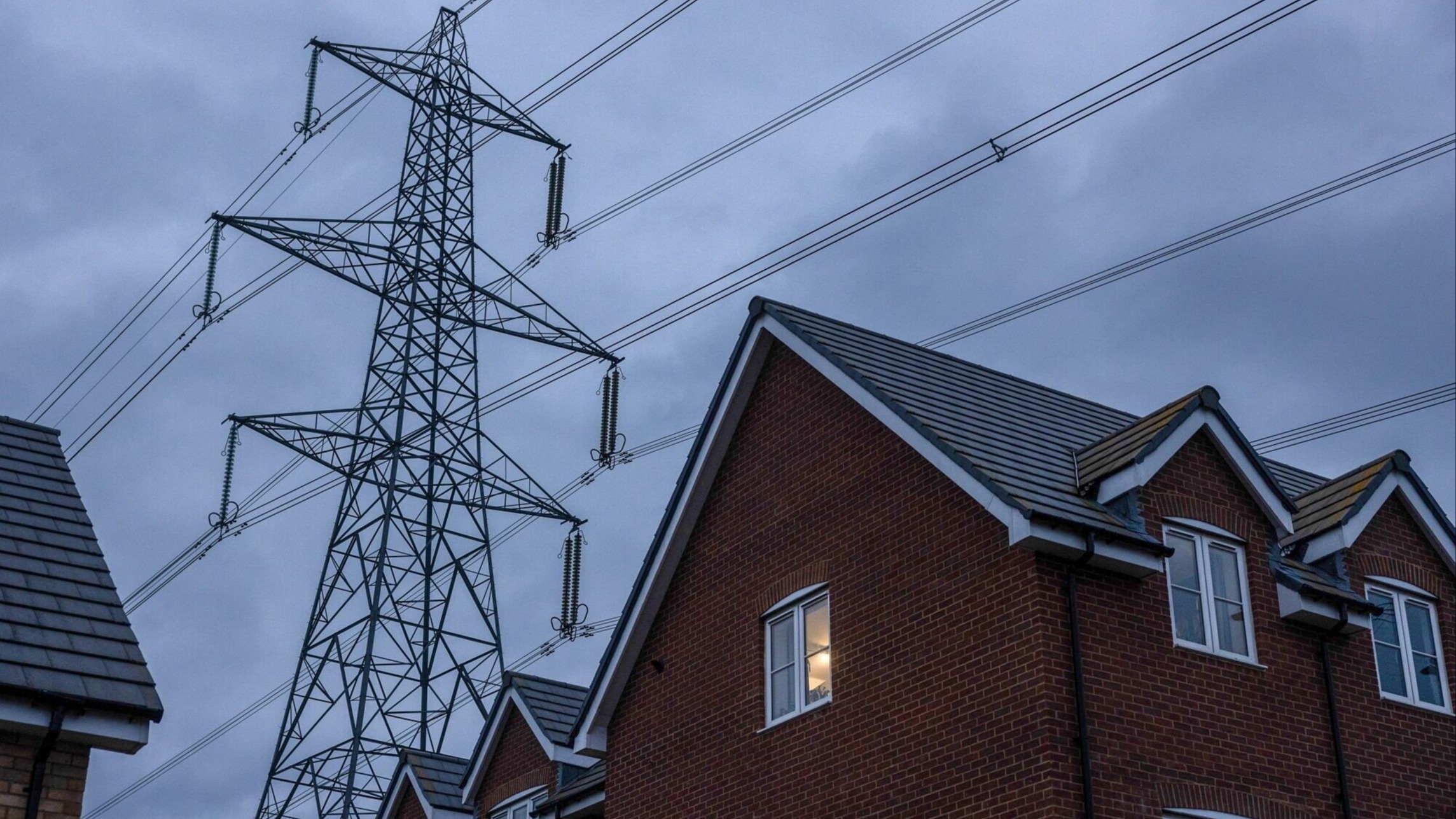 UK energy regulator to gain powers to block bonuses