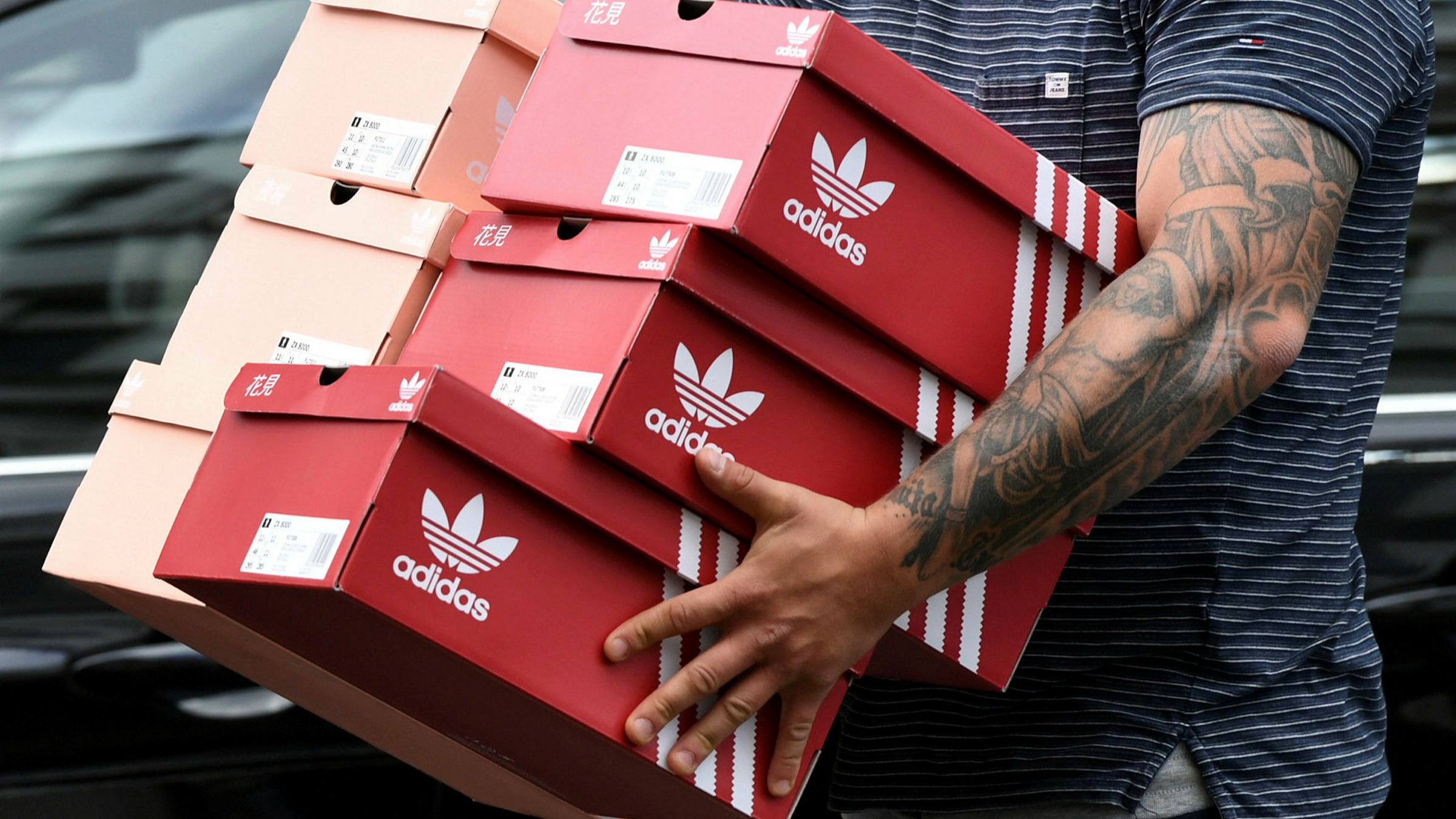 Pandemic supply problems could cost Adidas €500m in sales this year | Financial Times