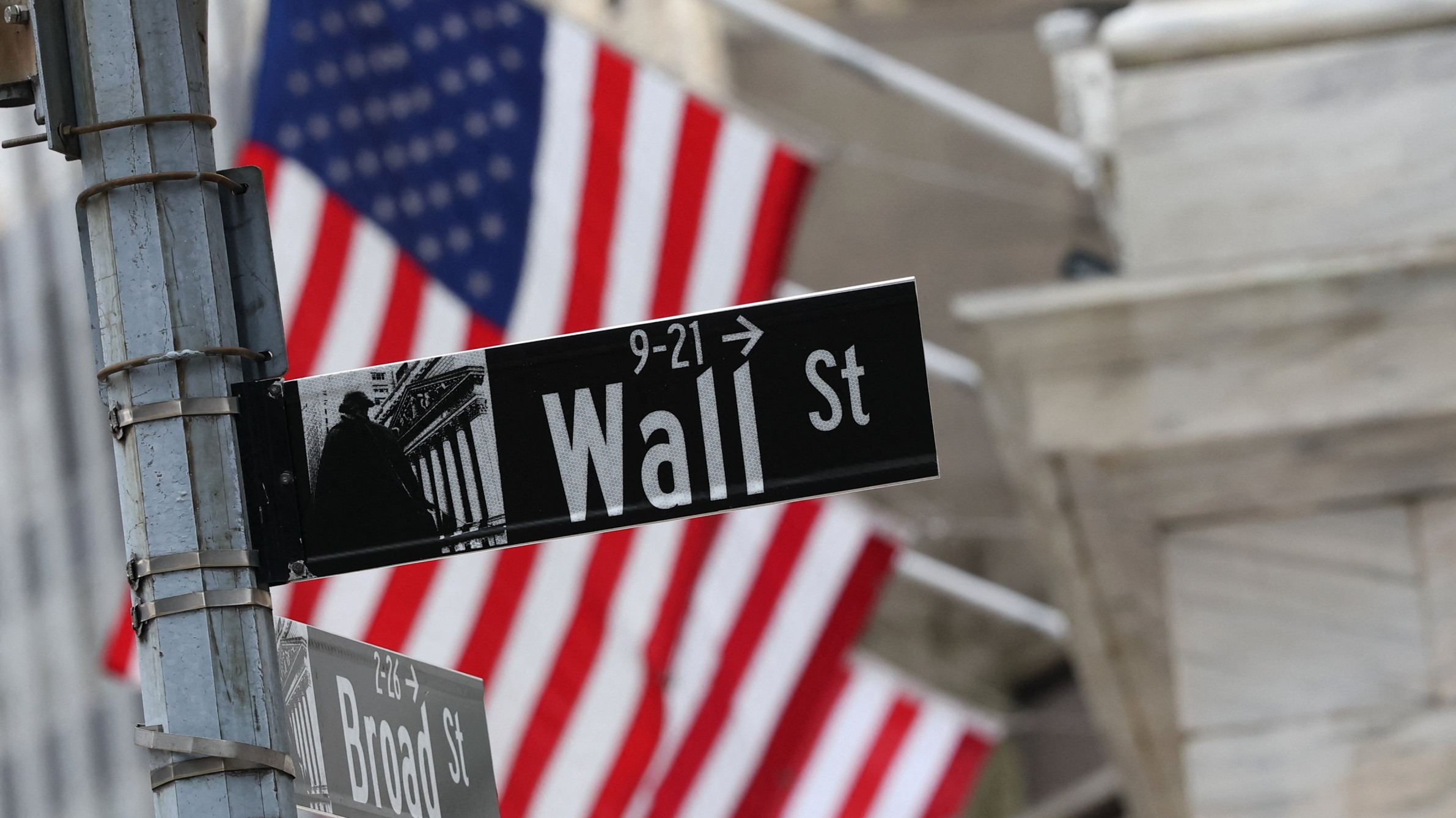 d1e00ek4ebabms.cloudfront.net image