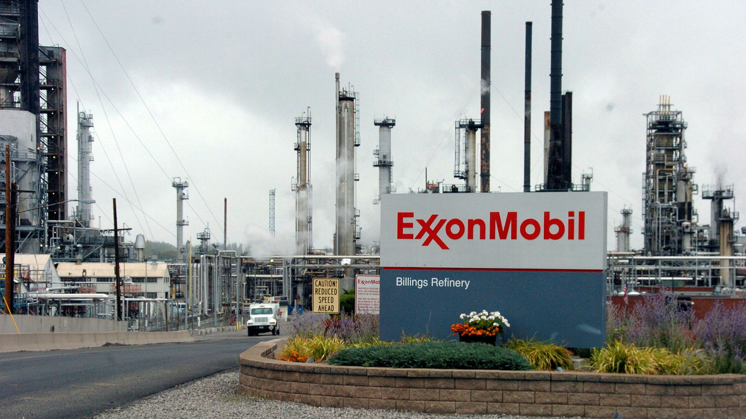 ExxonMobil slashes capex and will write off up to $20bn in assets |  Financial Times