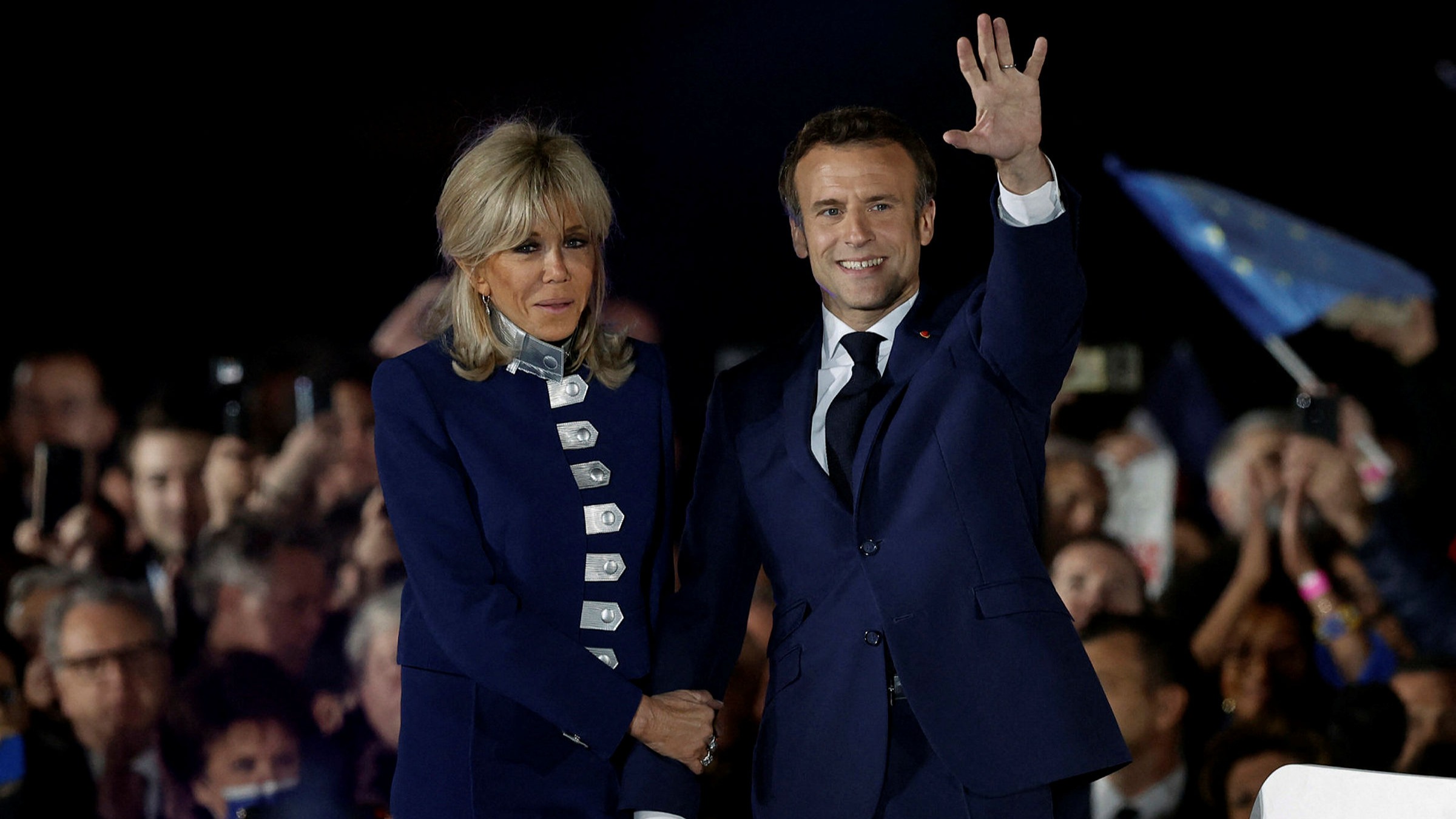 Emmanuel Macron defeats Marine Le Pen to be re-elected French president |  Financial Times