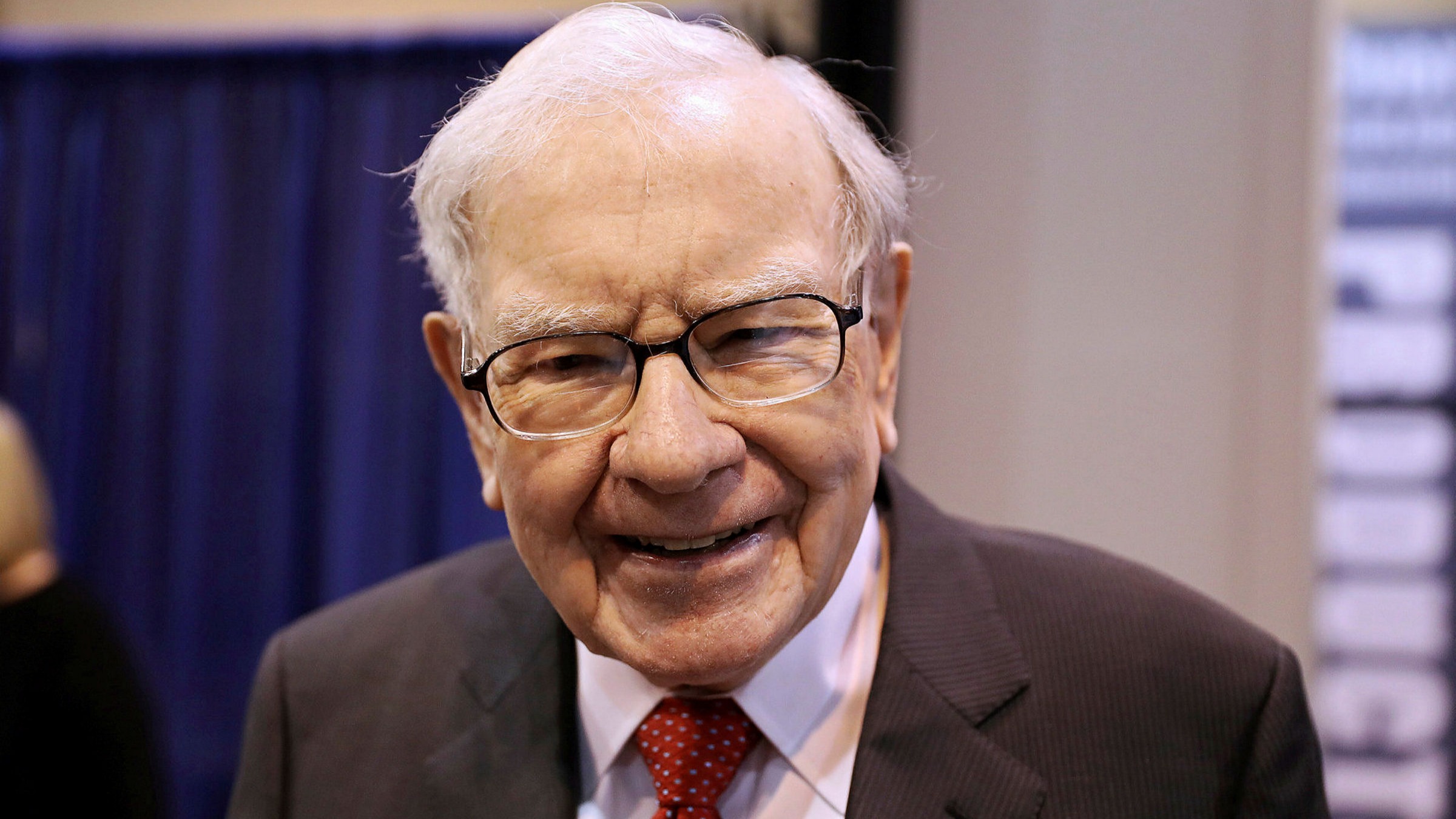 Warren Buffett Sells Another Big Chunk Of Wells Fargo Financial Times