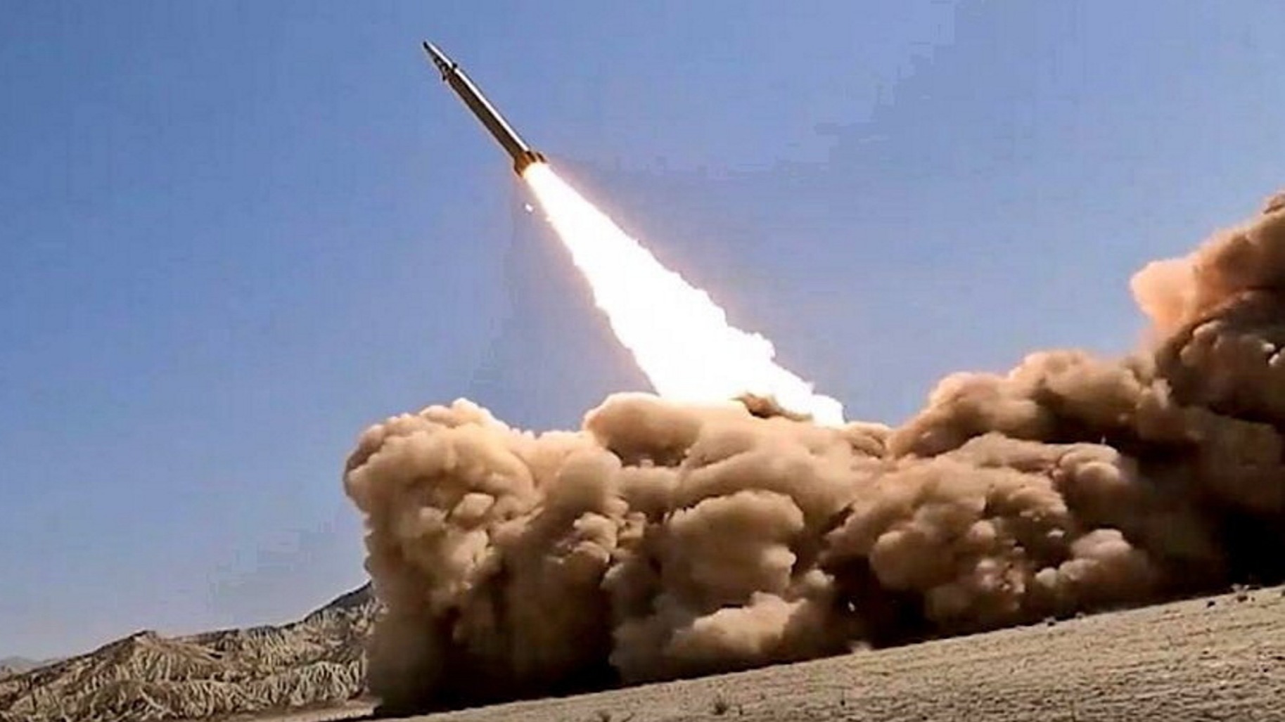 d1e00ek4ebabms.cloudfront.net image