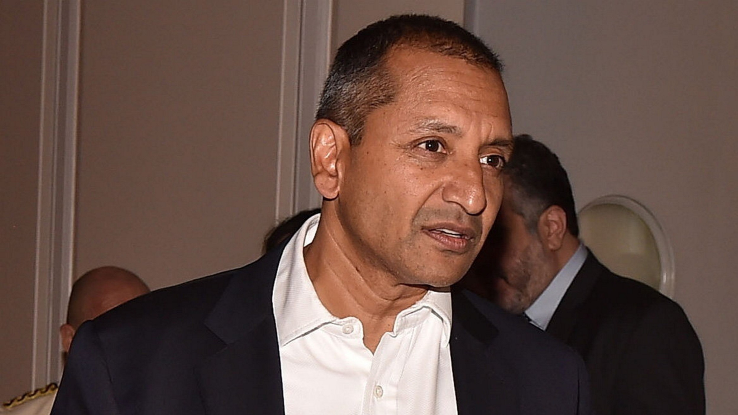 d1e00ek4ebabms.cloudfront.net image