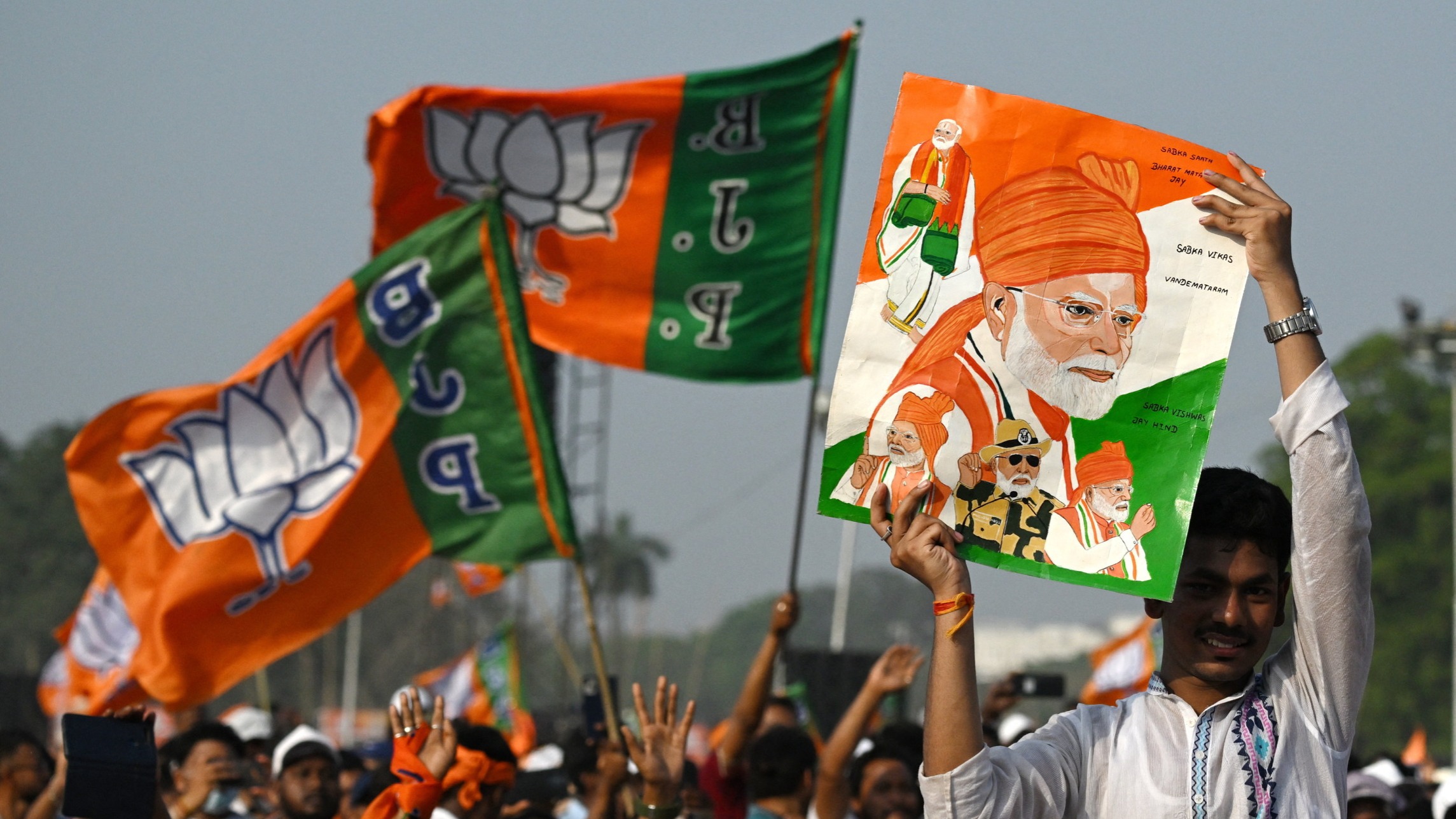 d1e00ek4ebabms.cloudfront.net image