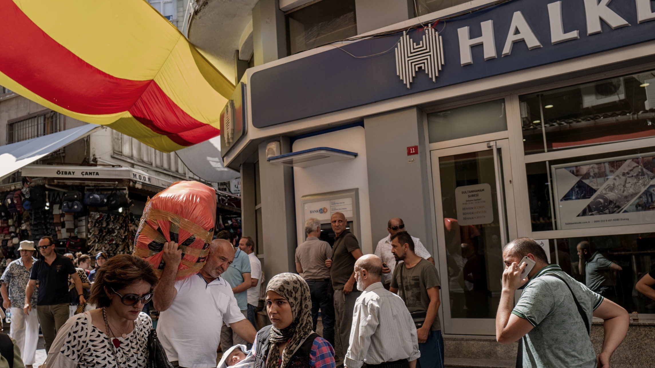 d1e00ek4ebabms.cloudfront.net image