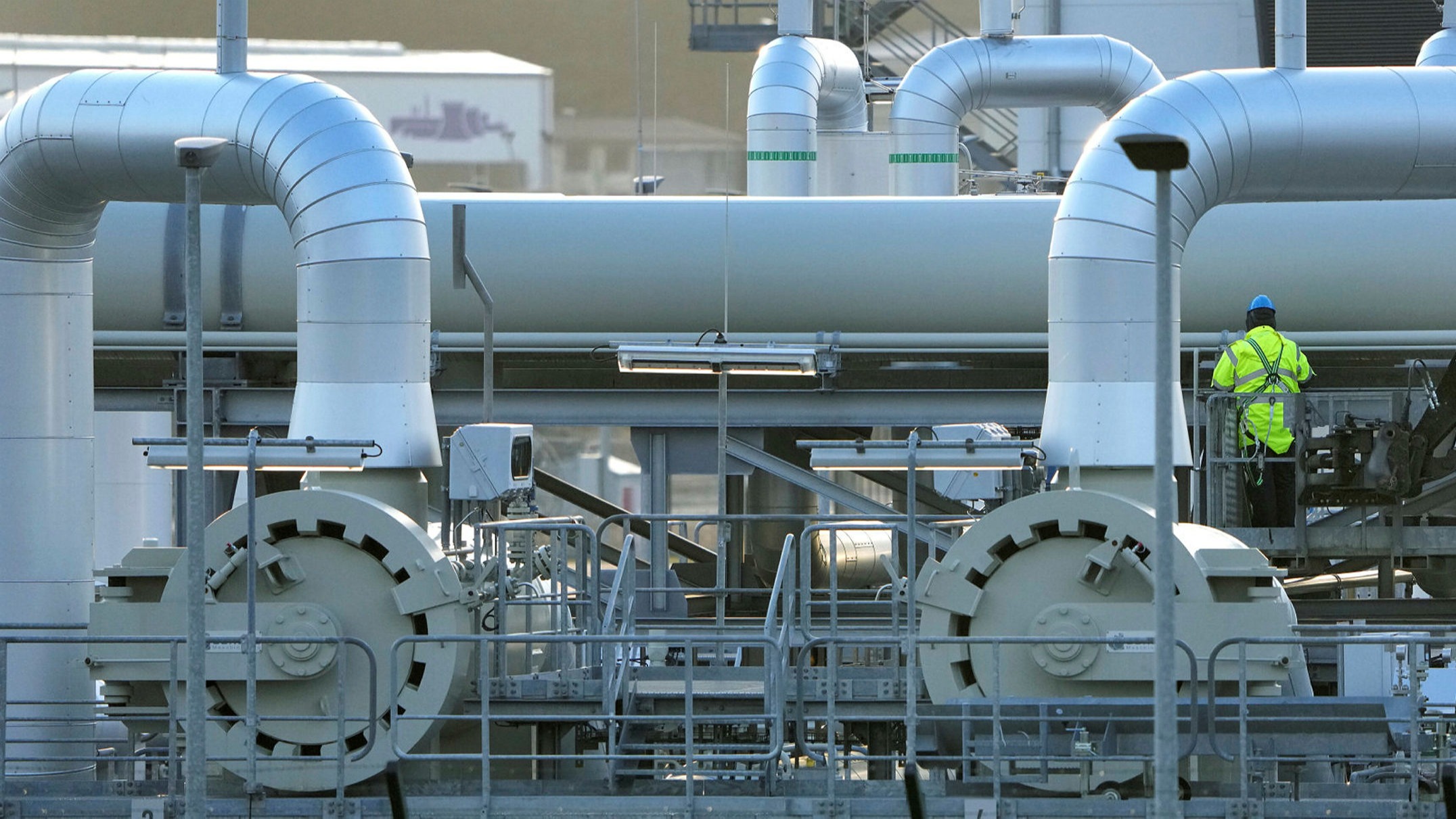Germany warns of Russian gas retaliation if war breaks out | Financial Times