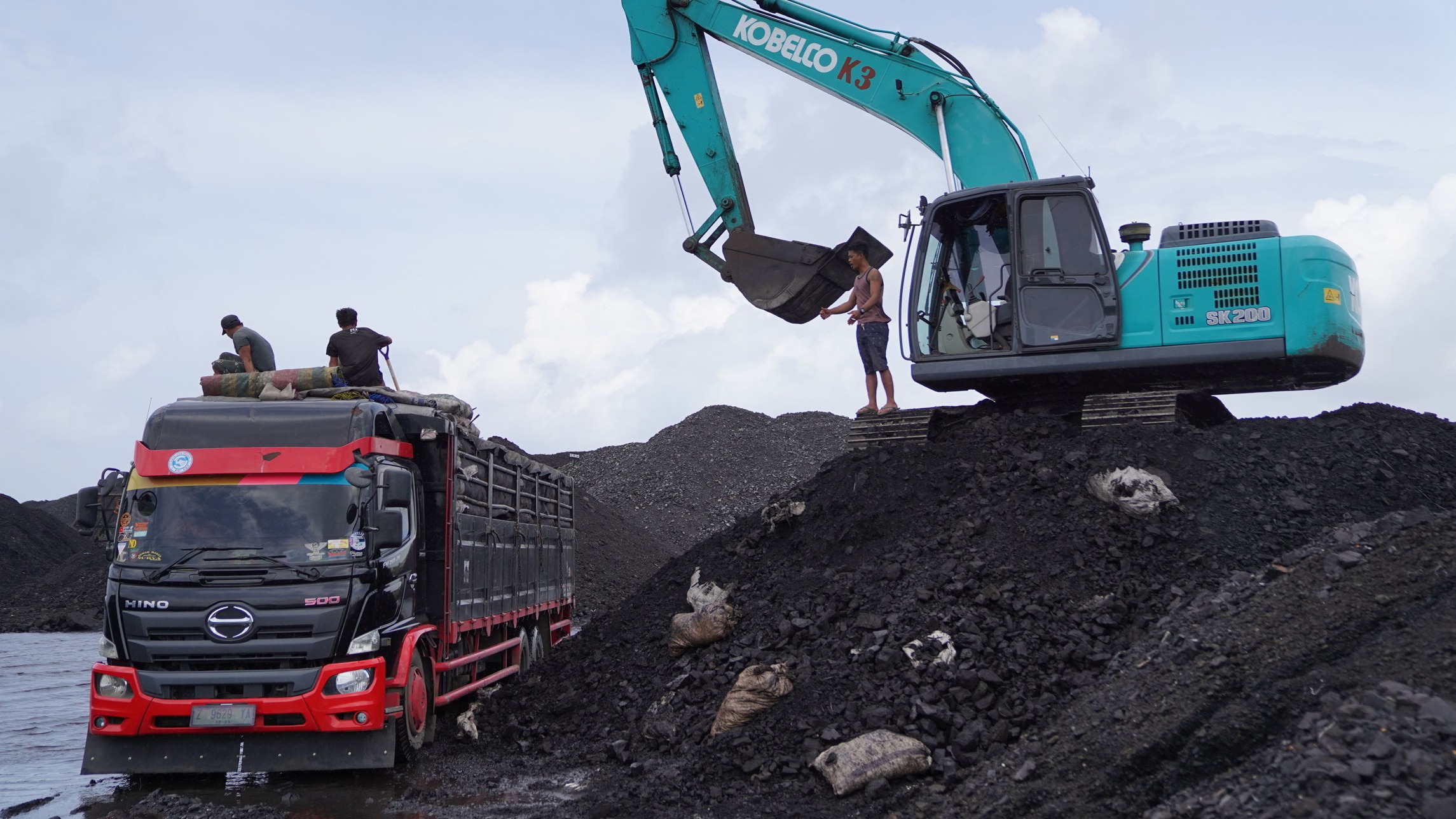 Coal shipments jump as countries seek alternatives to disrupted gas supplies