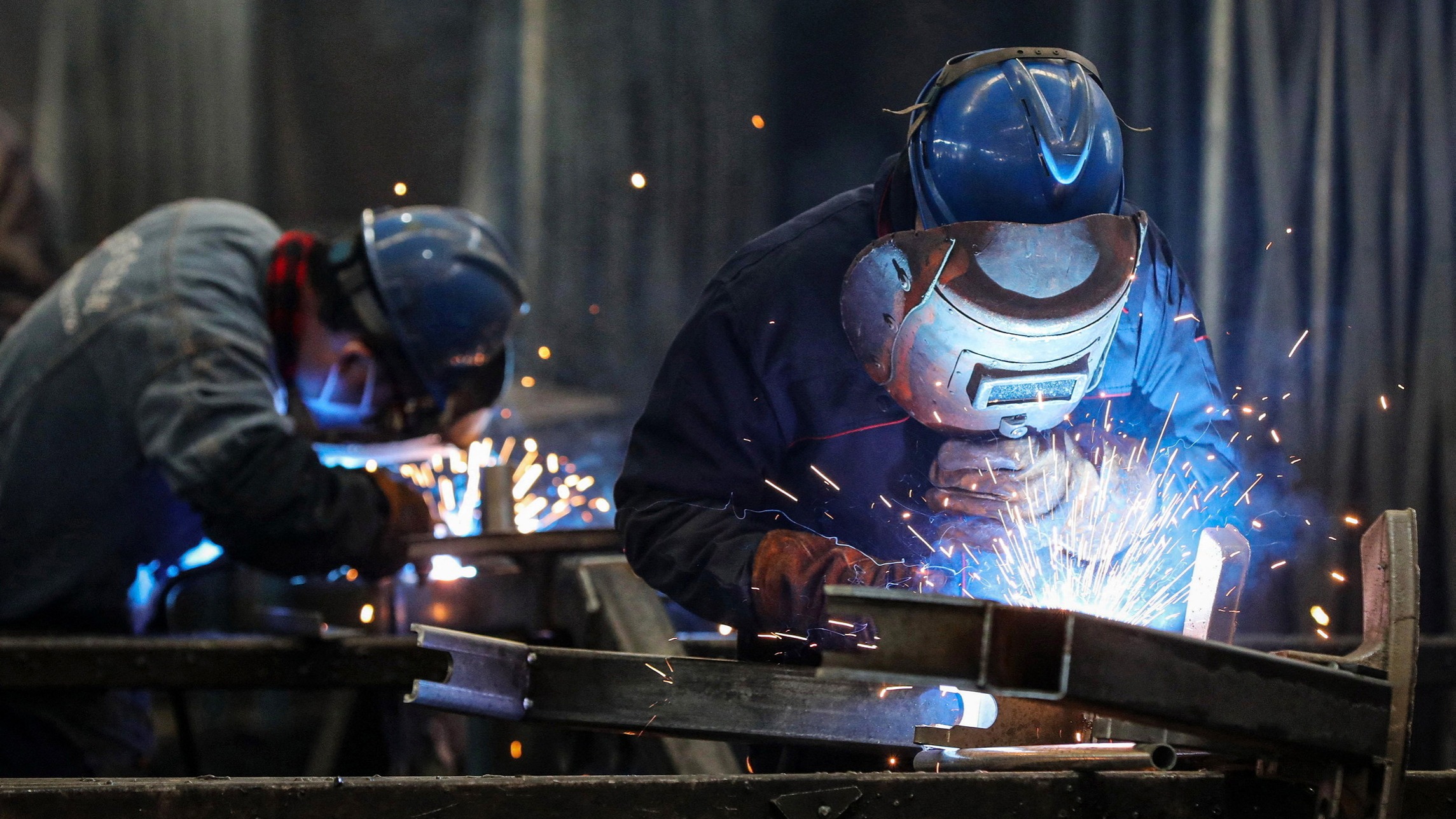 d1e00ek4ebabms.cloudfront.net image