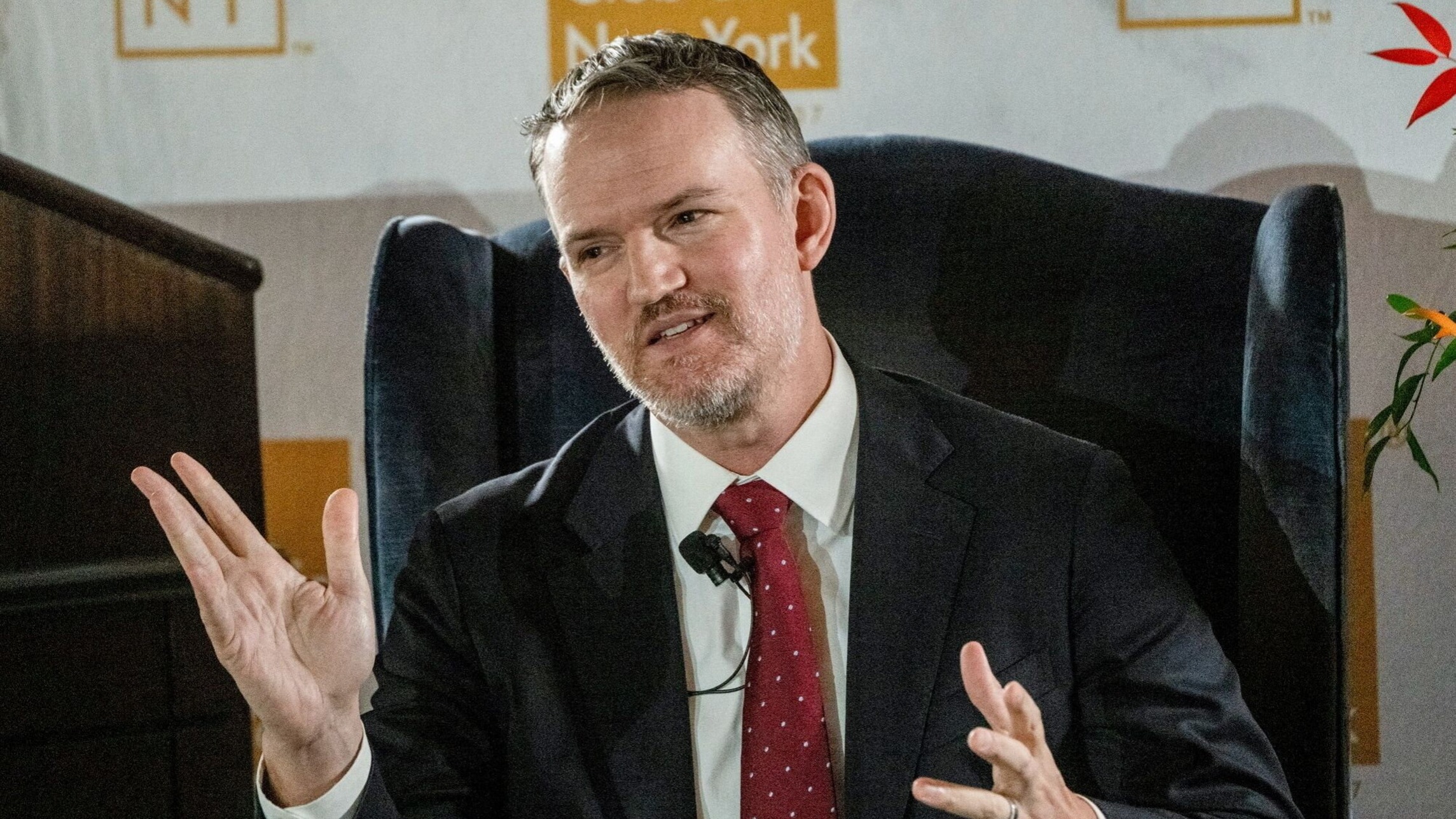 d1e00ek4ebabms.cloudfront.net image