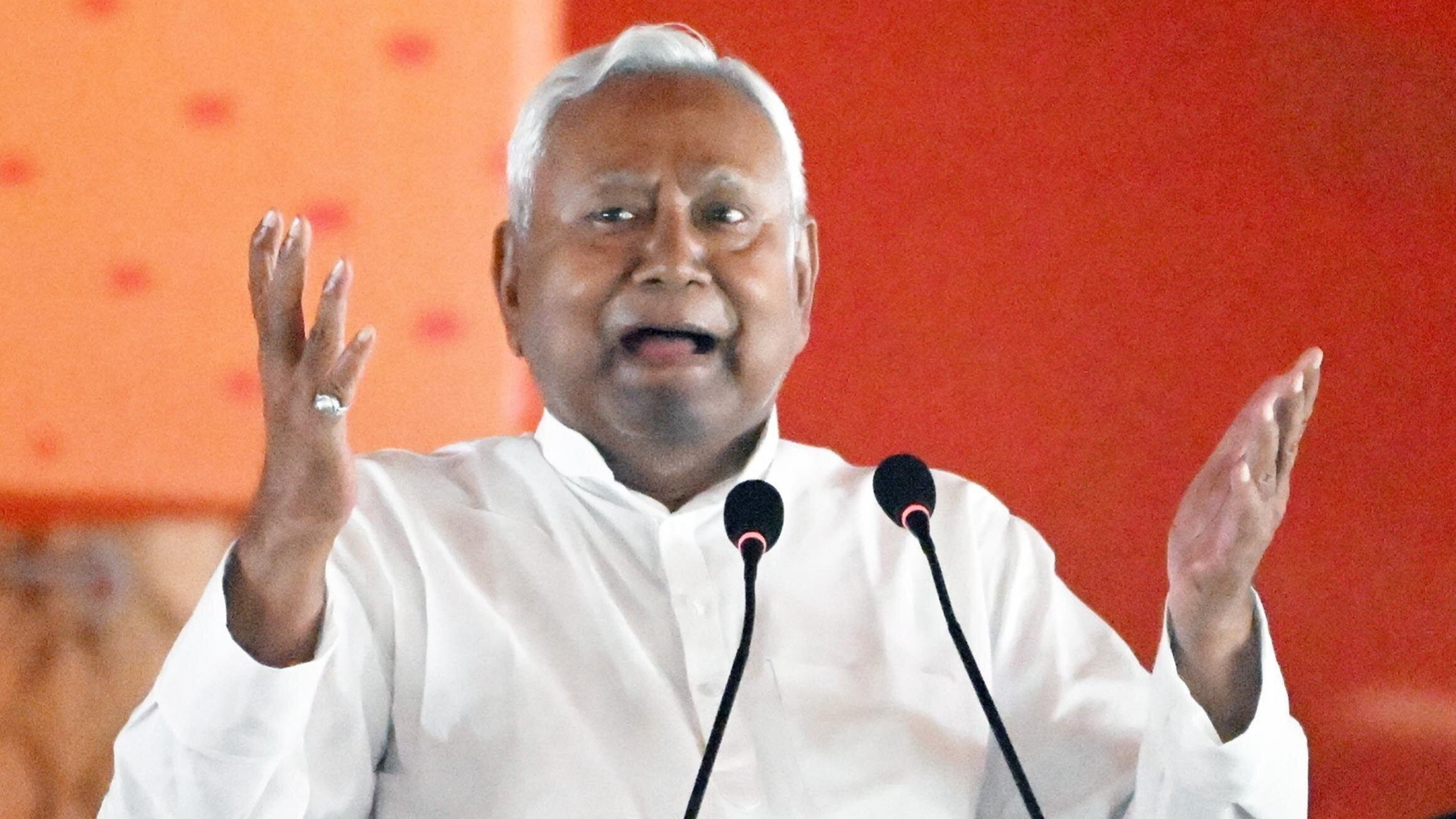 d1e00ek4ebabms.cloudfront.net image