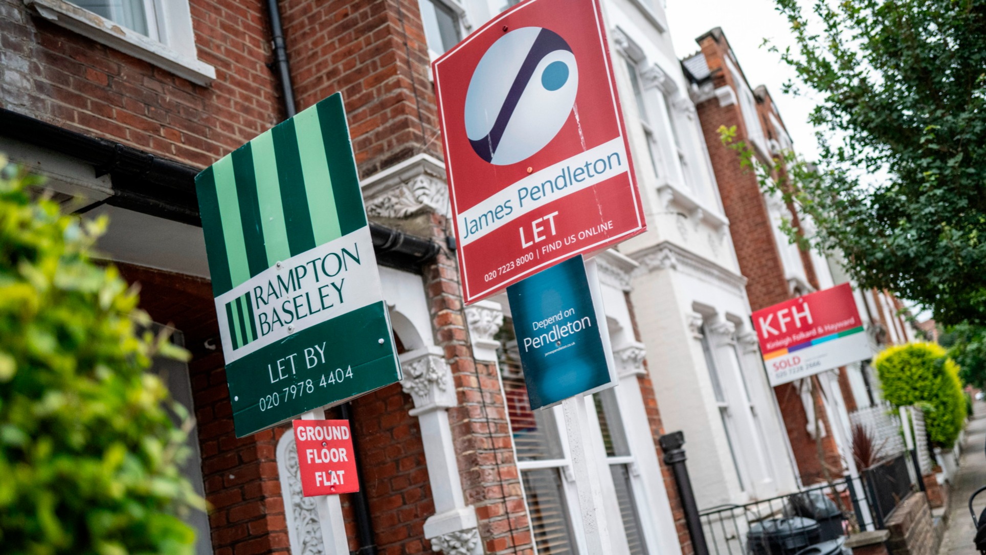 d1e00ek4ebabms.cloudfront.net image