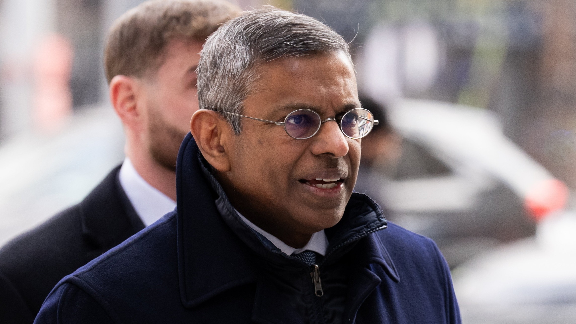 d1e00ek4ebabms.cloudfront.net image