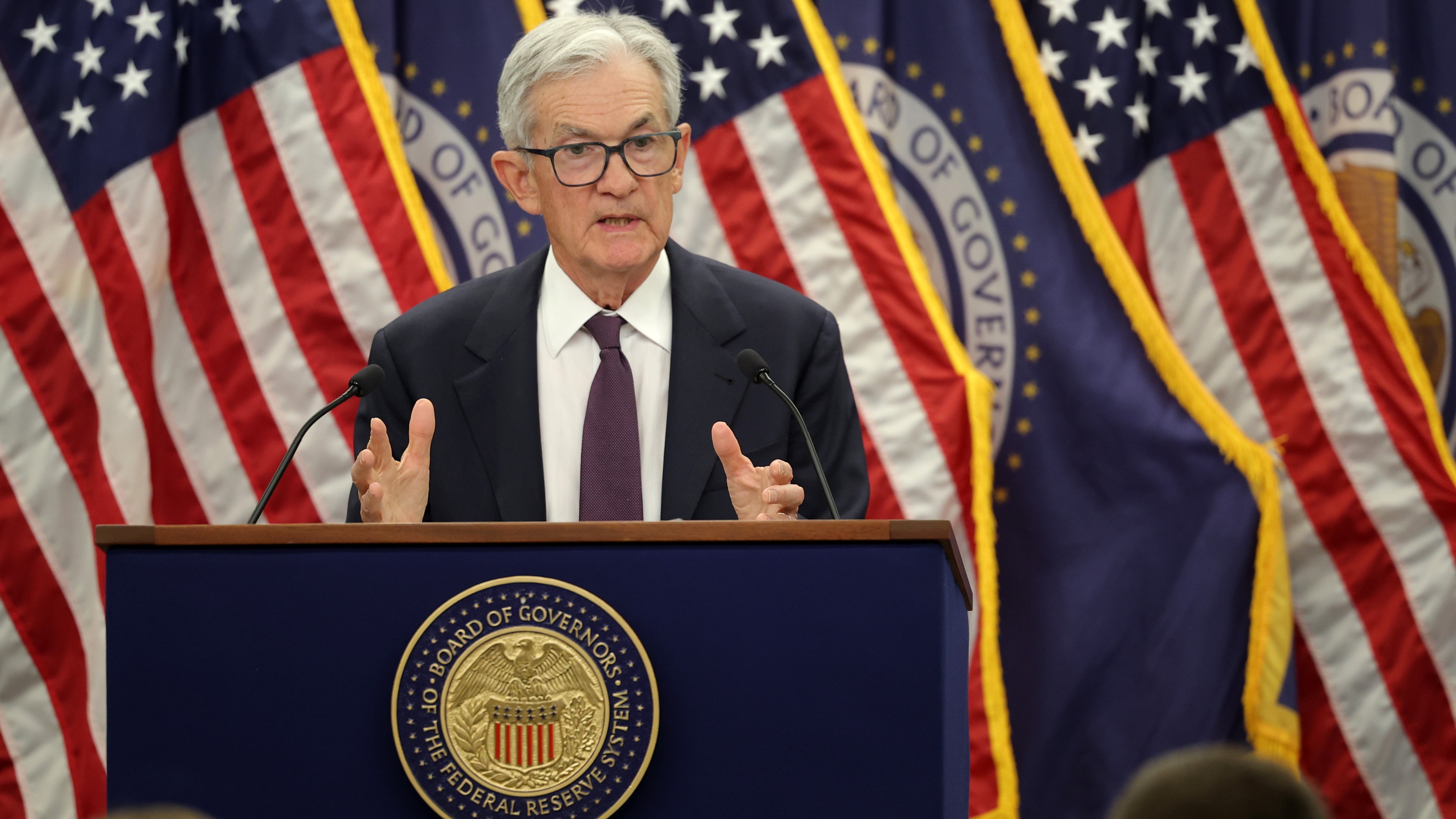 d1e00ek4ebabms.cloudfront.net image