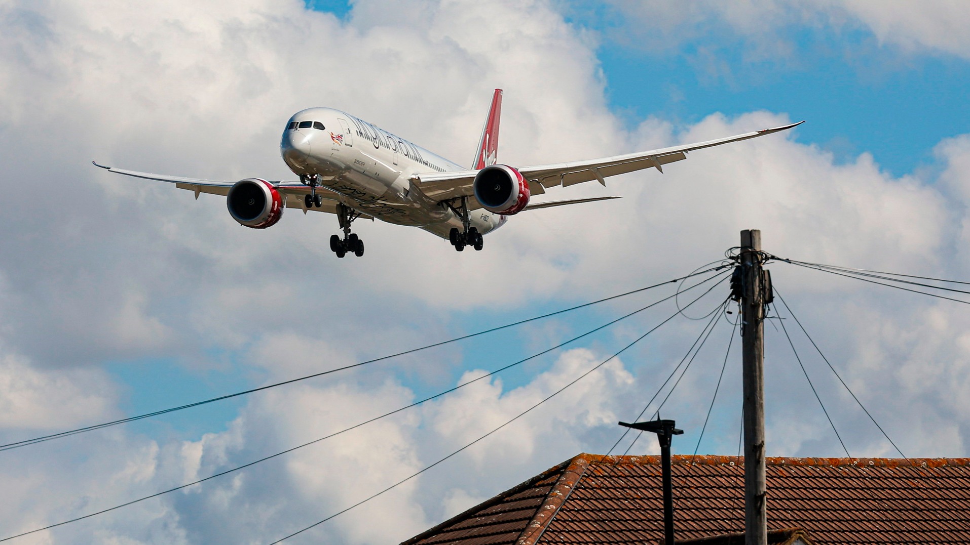 d1e00ek4ebabms.cloudfront.net image