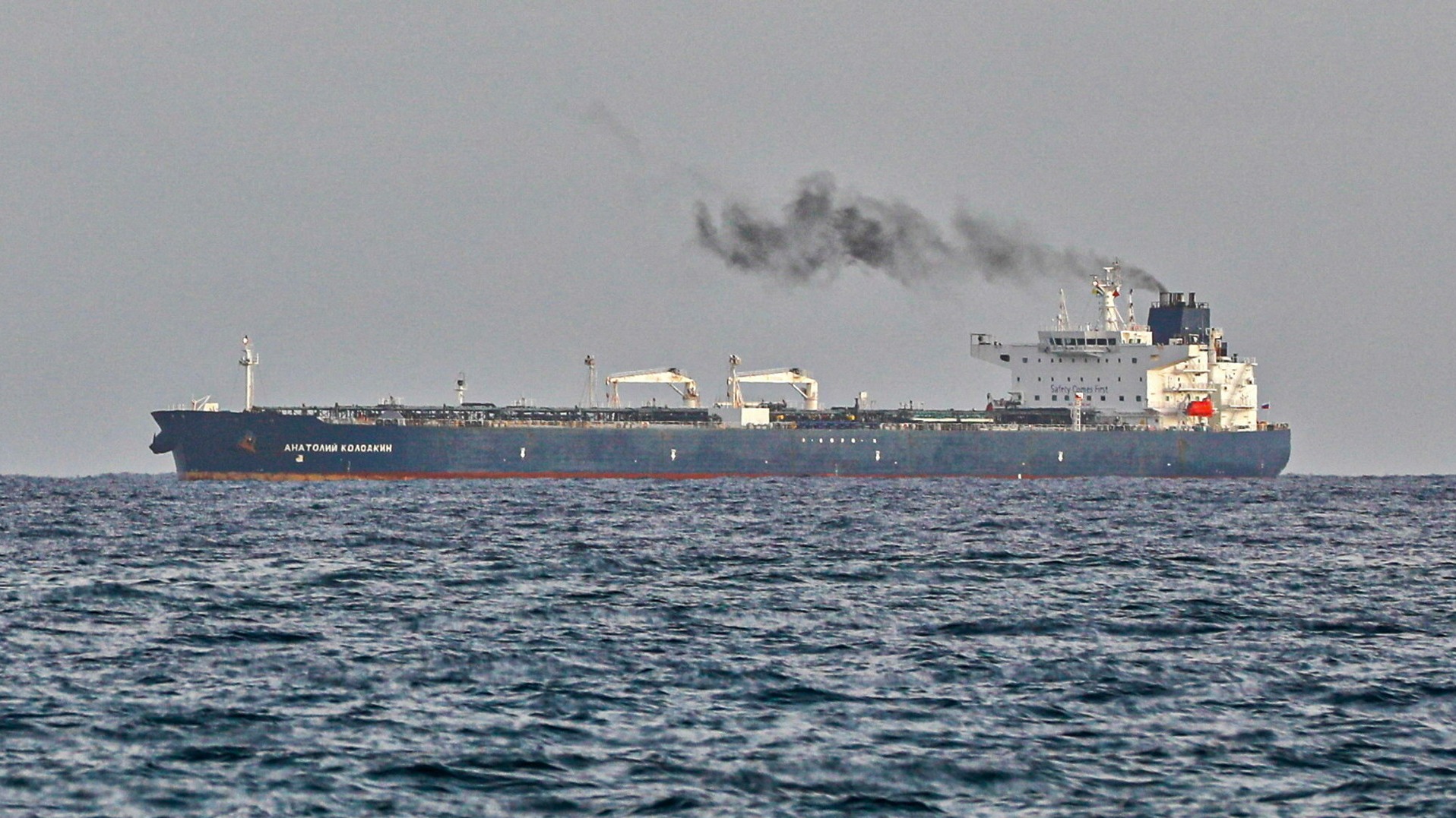 d1e00ek4ebabms.cloudfront.net image