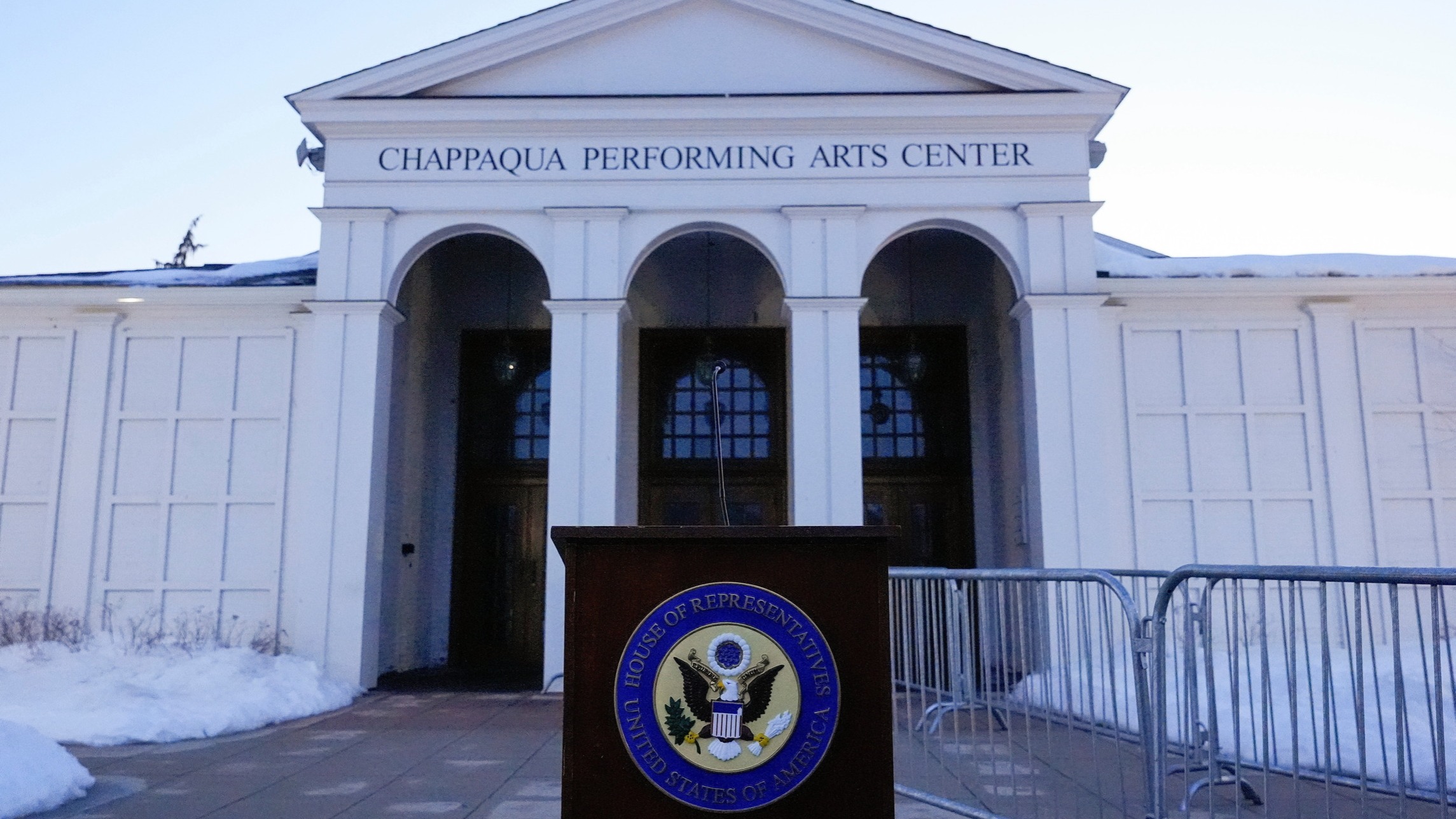 d1e00ek4ebabms.cloudfront.net image