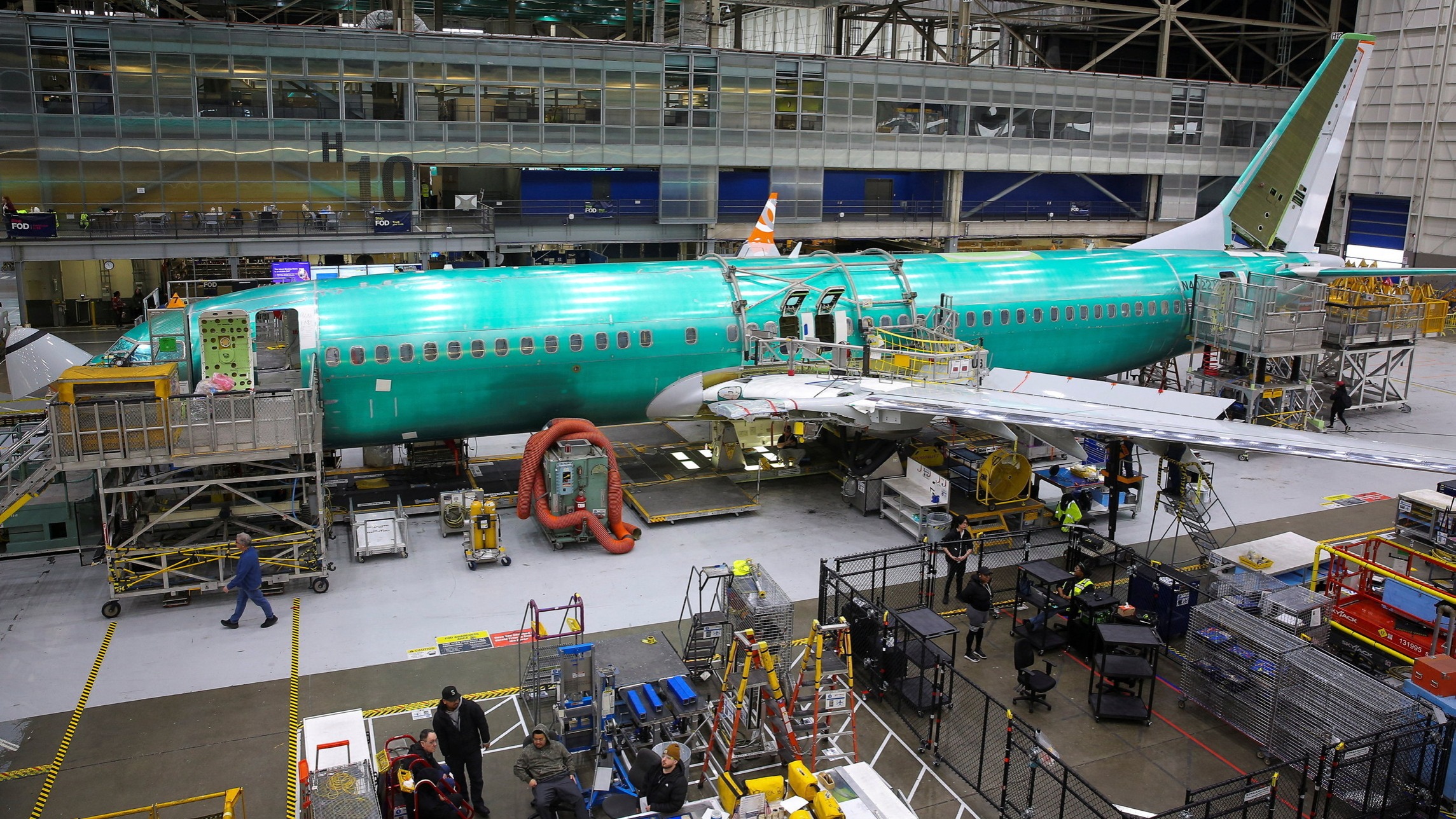 d1e00ek4ebabms.cloudfront.net image