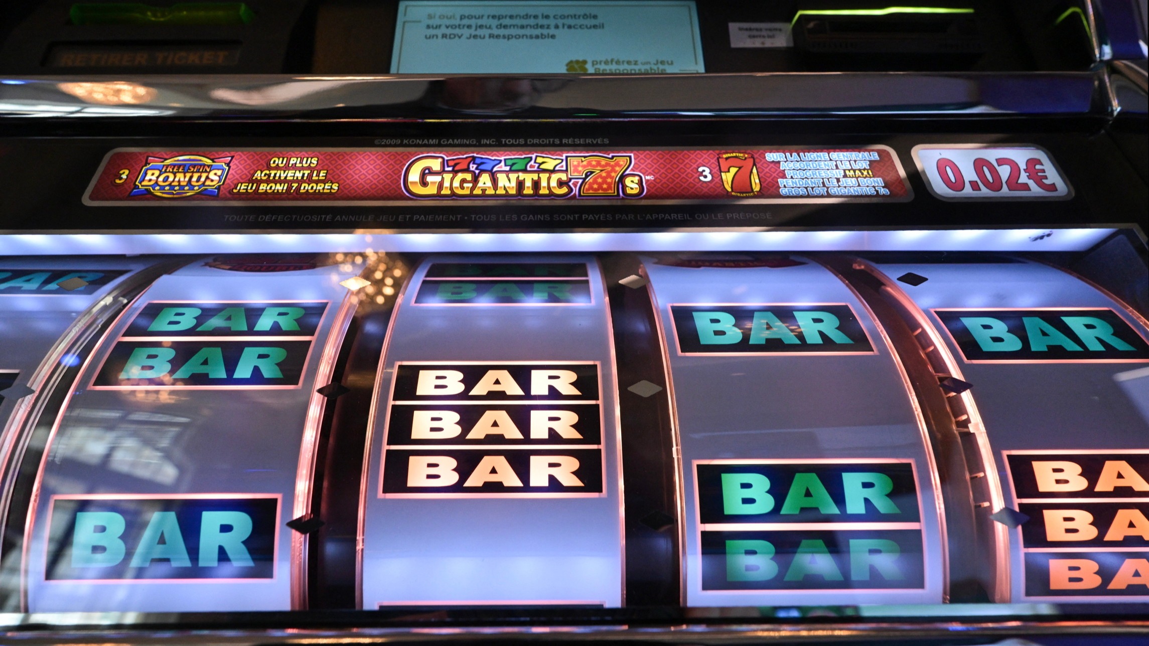 d1e00ek4ebabms.cloudfront.net image