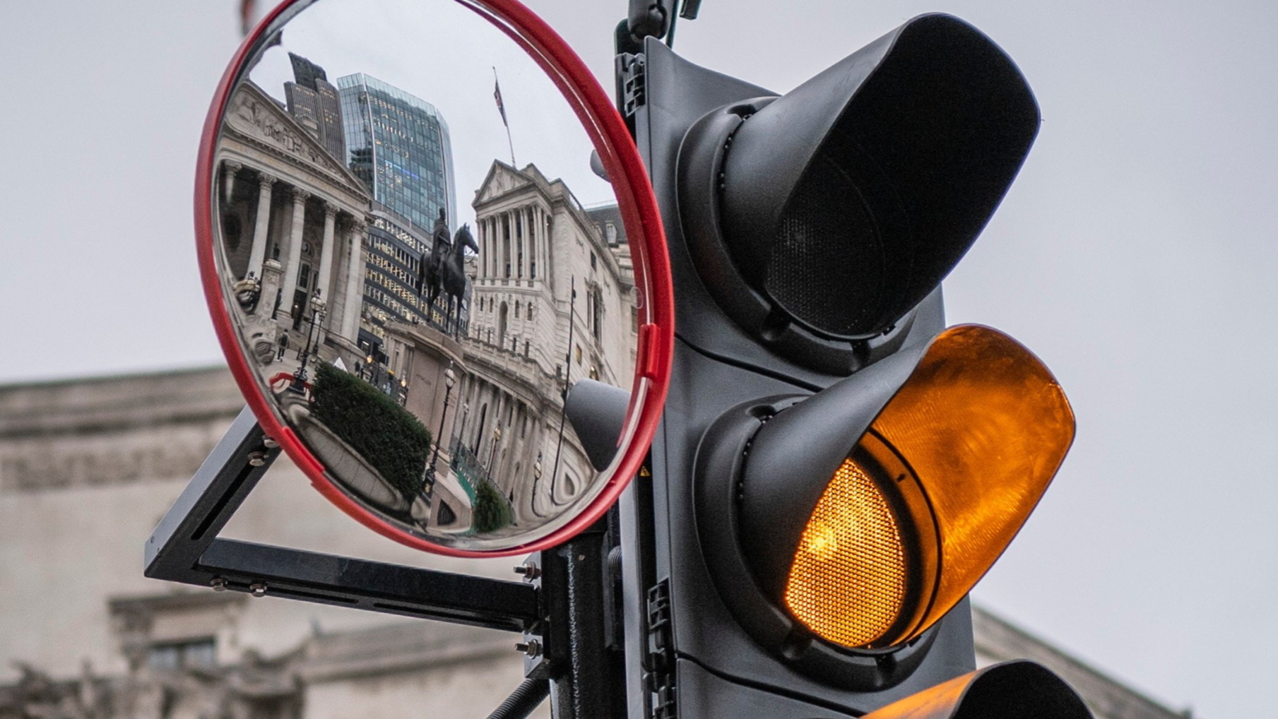 d1e00ek4ebabms.cloudfront.net image